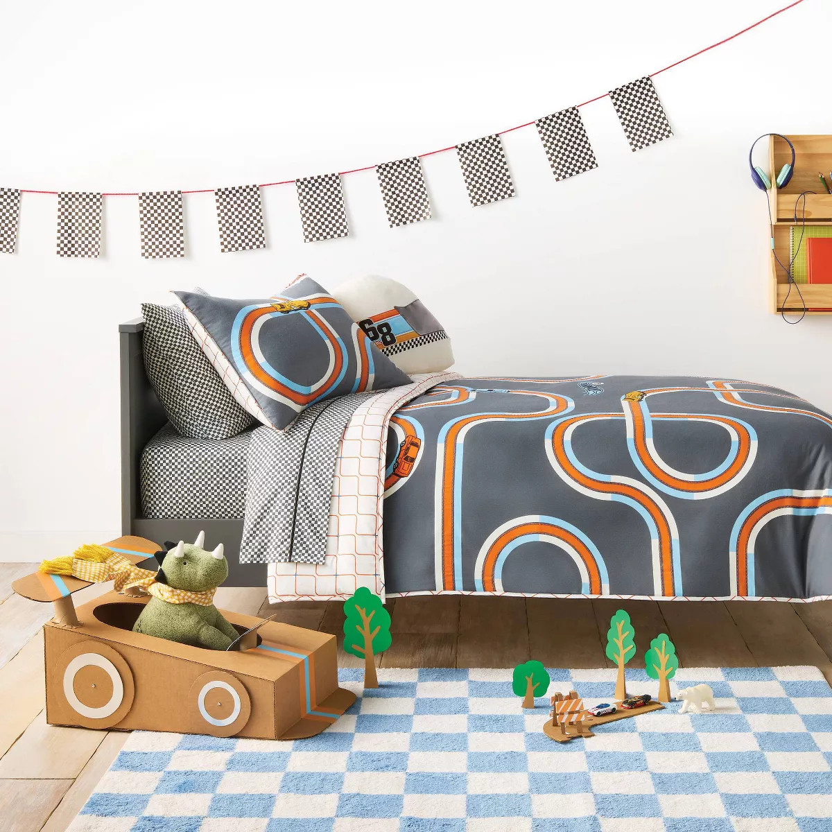 Twin Hot Wheels Retro Track Kids' Quilt Set Gray - Hot Wheels by Pillowfort™ | Target