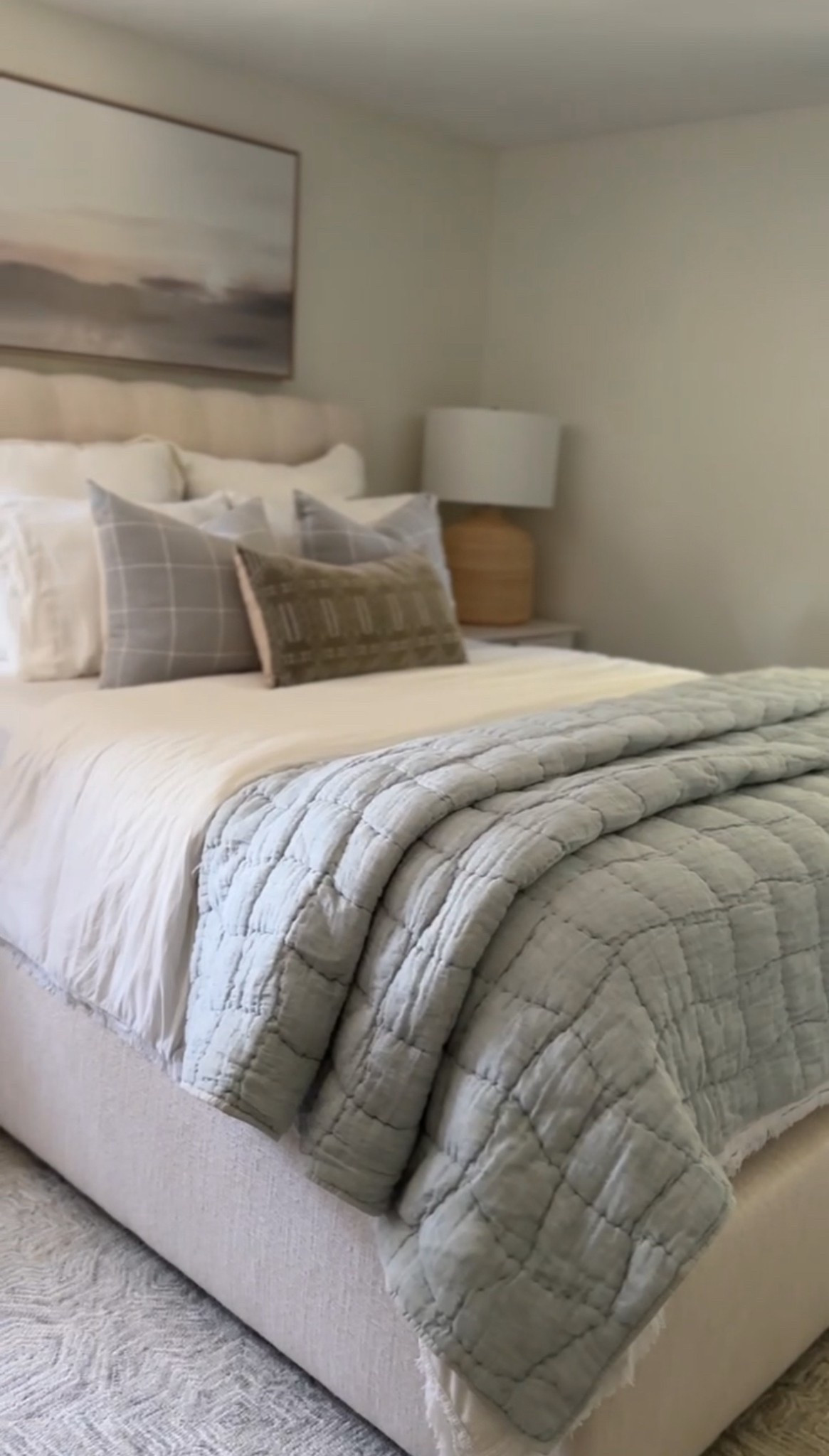 My favorite quilt is on a huge sale! Shop quick before it sells out!

#LTKHome #LTKFindsUnder100 #LTKSaleAlert