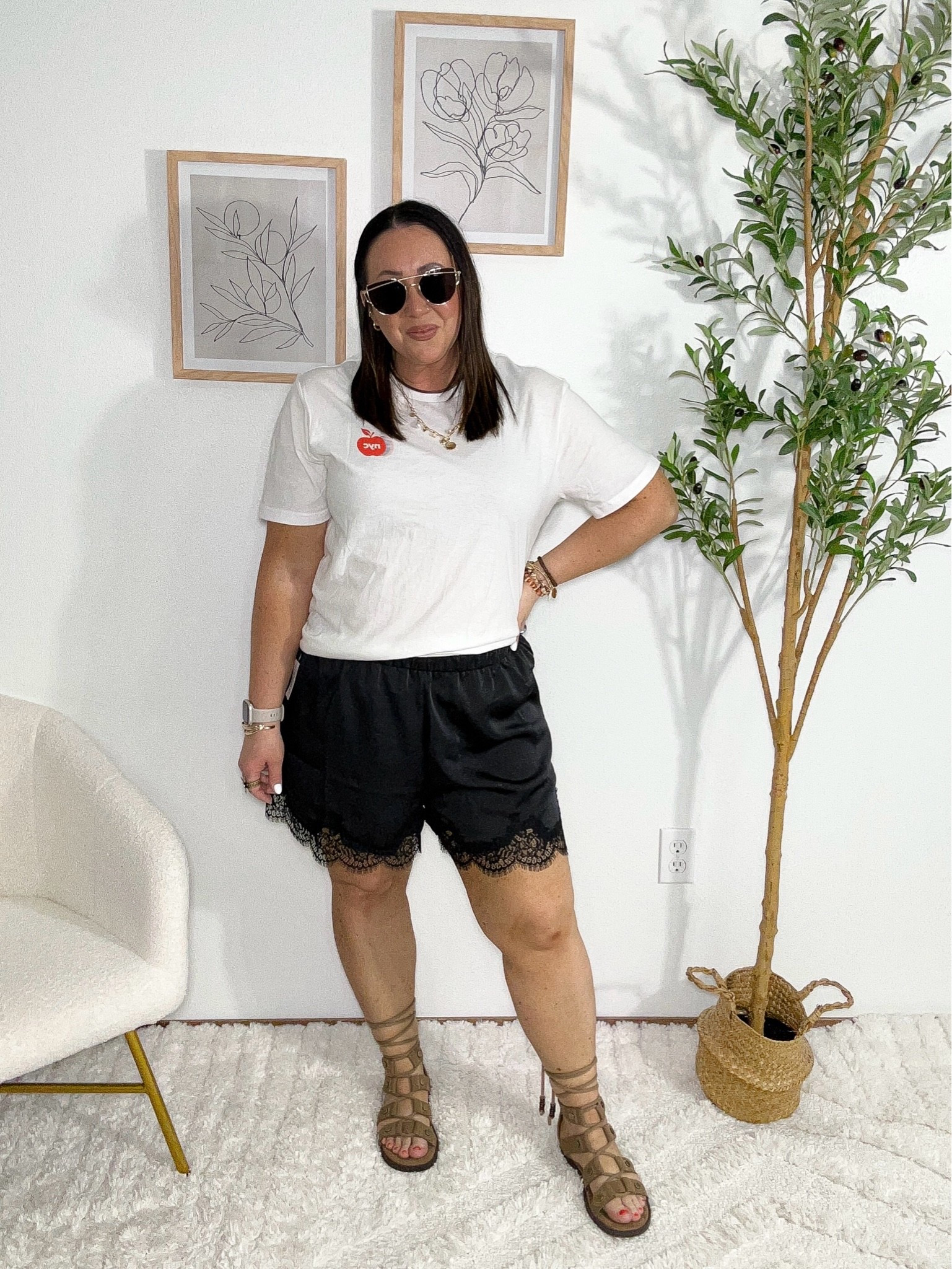50% off Old Navy through 5/20! Large men’s graphic tee! XL lace trim shorts! Love love love these!

#LTKmomlife #LTKMidsize #LTKSaleAlert