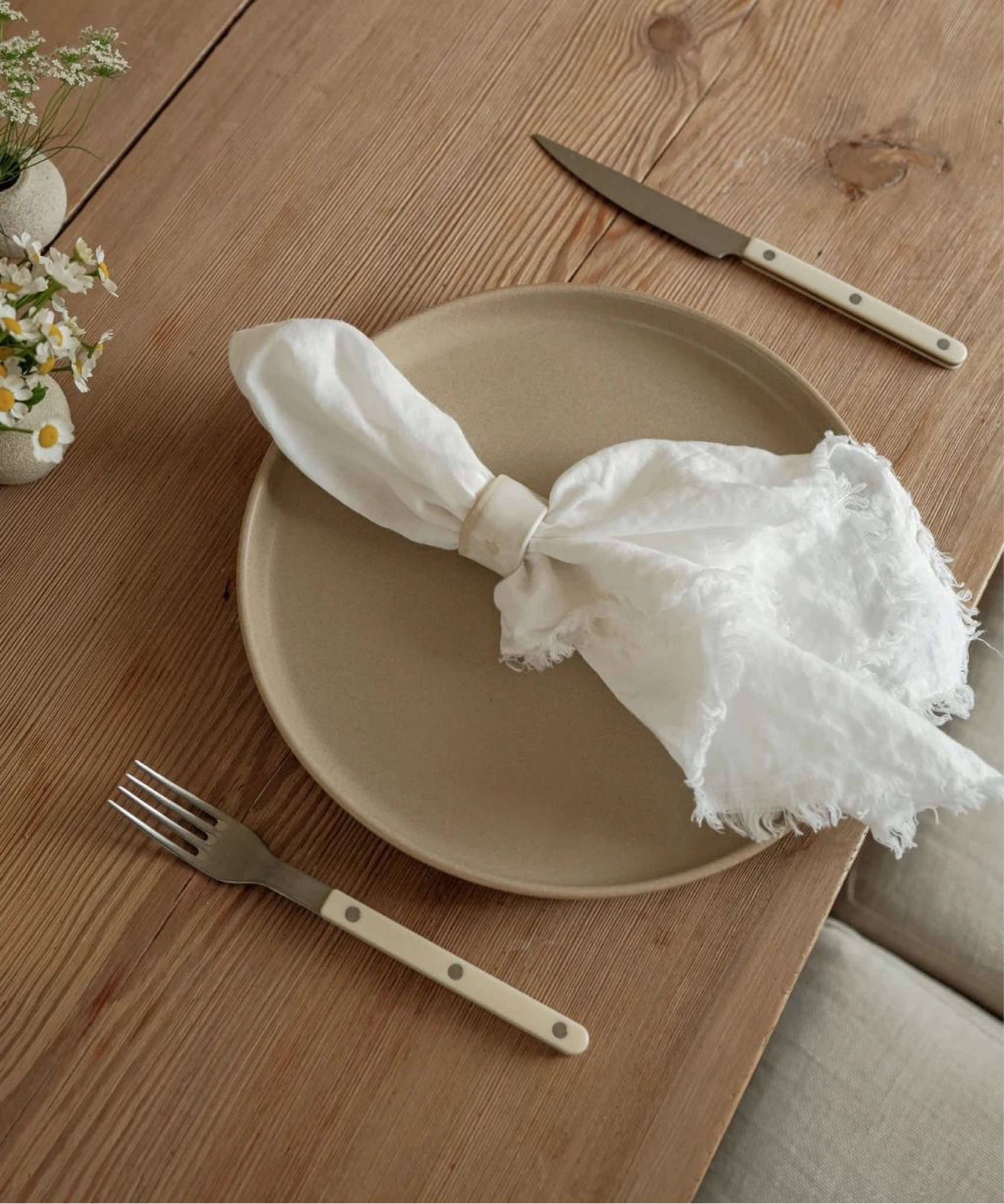 Inspiring Natural Table Decor for your Next Gathering

#LTKhome #LTKSeasonal #LTKGiftGuide