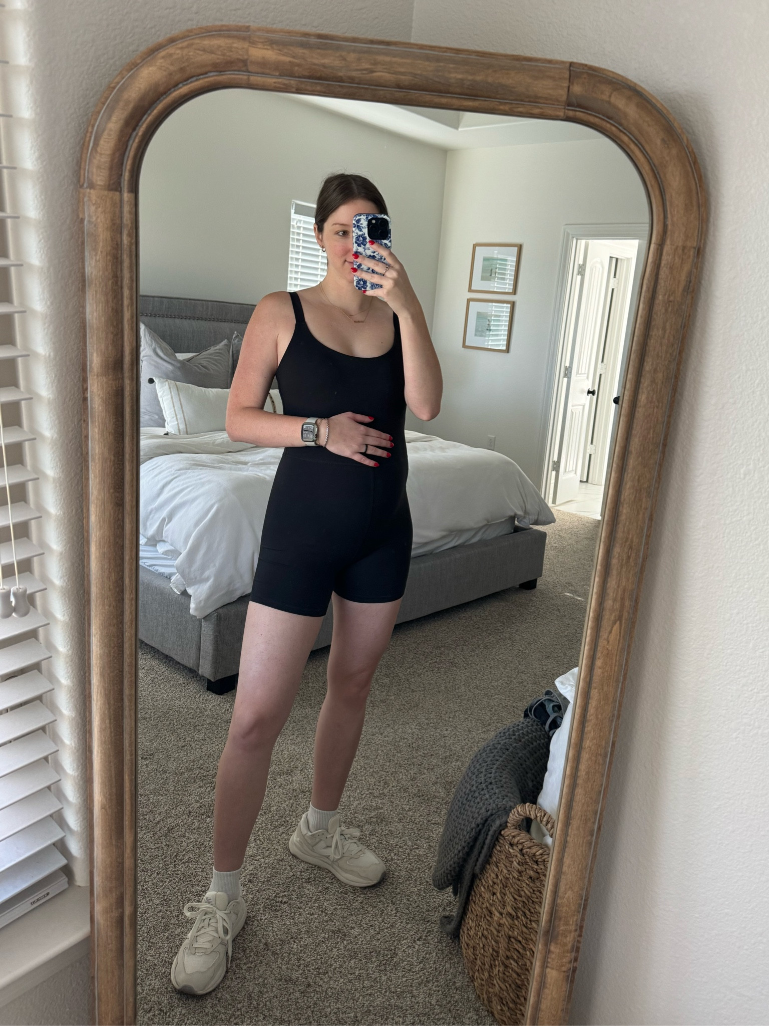 The comfiest bump-friendly romper!! 

#aerie #romper #onesie #gym #pregnant #bumpfriendly #postpartum #workout

#LTKActive #LTKFitness #LTKBump