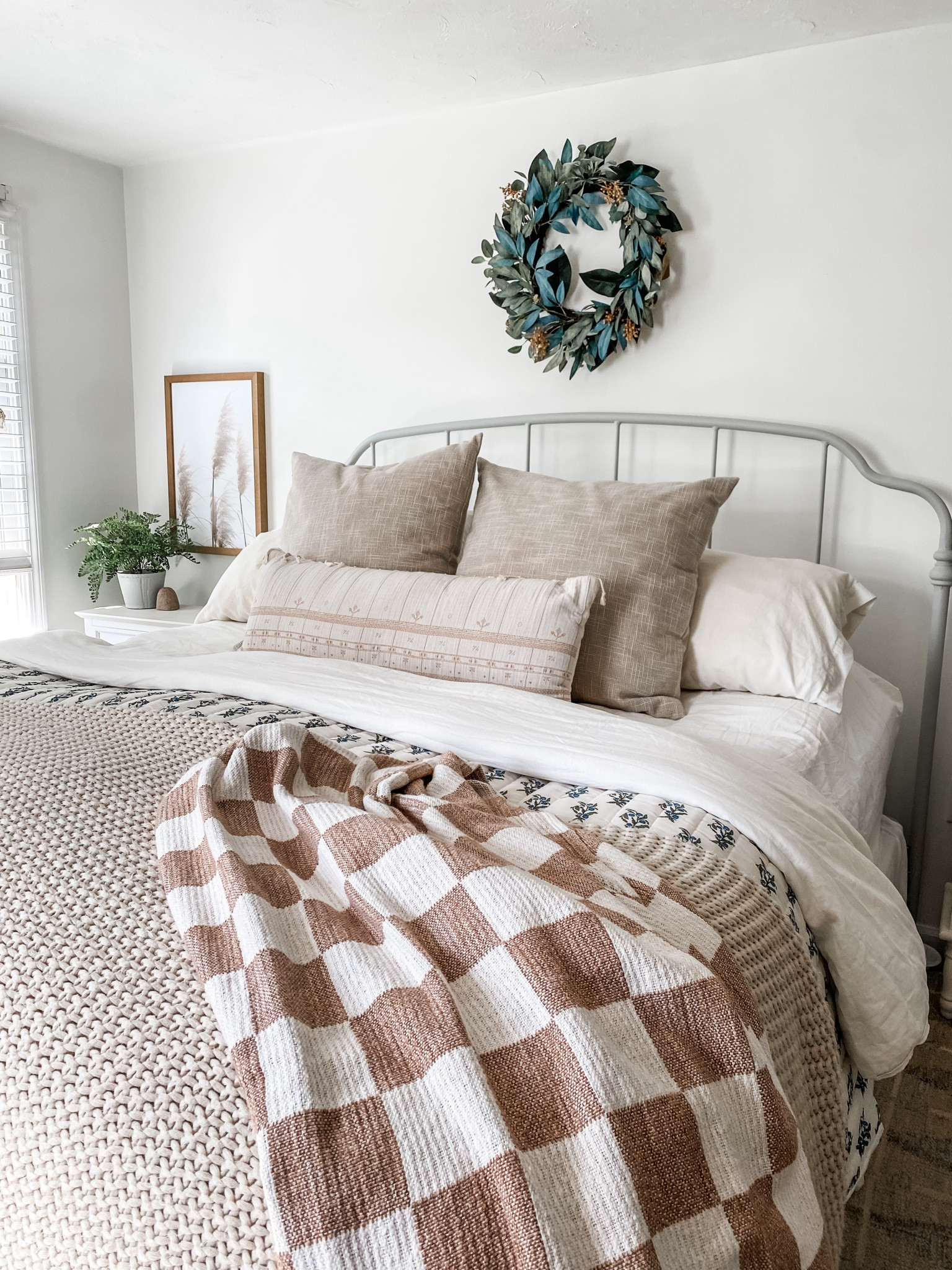 Fall home tour 🏠🍂 Sharing my neutral, cozy fall decor this season! 

bedroom, living room, coffee bar, dining room 

#LTKSeasonal #LTKstyletip #LTKhome