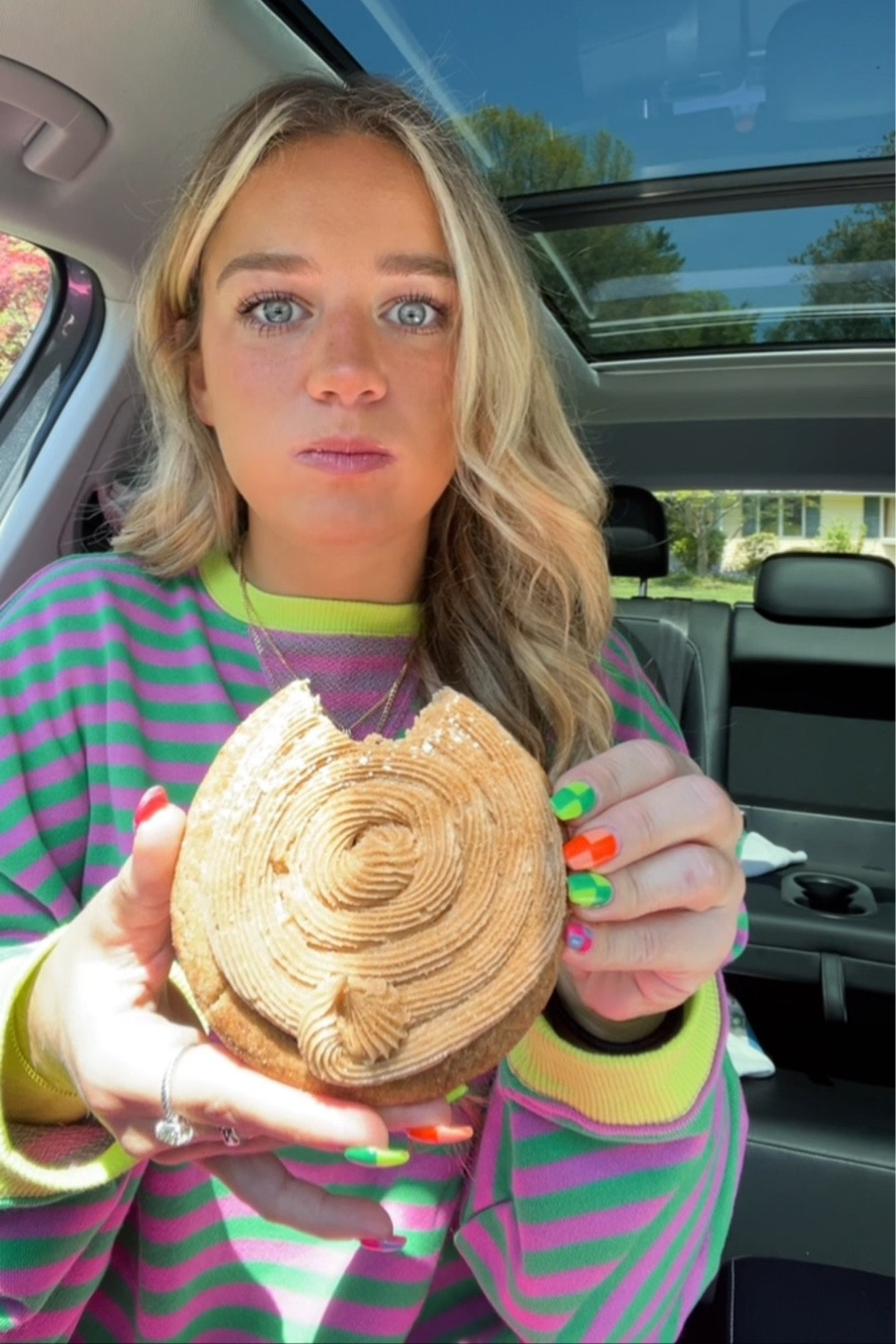 My fav new crewneck!! They don’t have my color in stock rn but this is the style!!