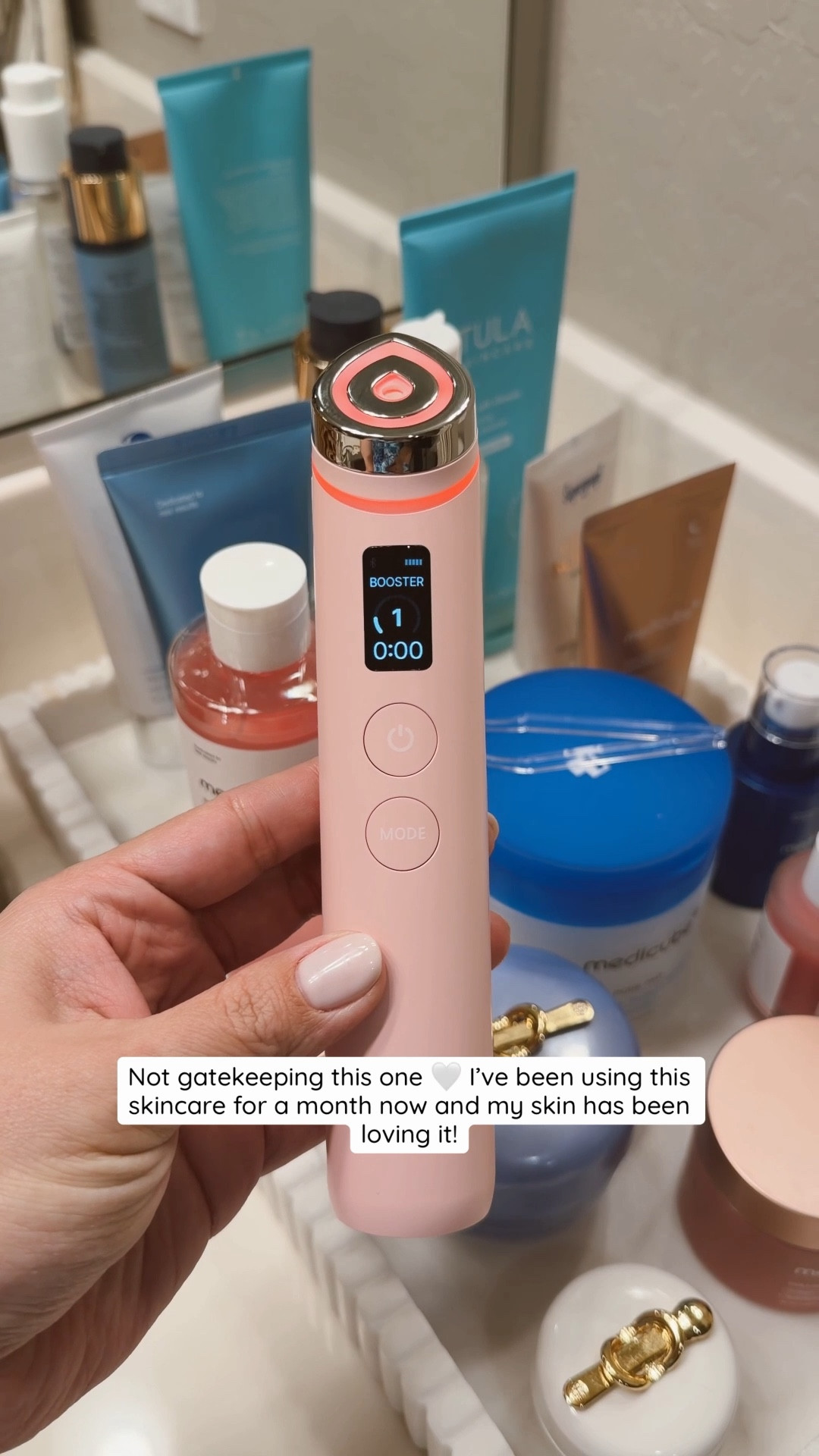 Not gatekeeping this one 🤍 I’ve been using this @medicube skincare for a month now and my skin has been loving it.  #skincare #skincareroutine #medicube 

#LTKBeauty #LTKSaleAlert #LTKselfcare