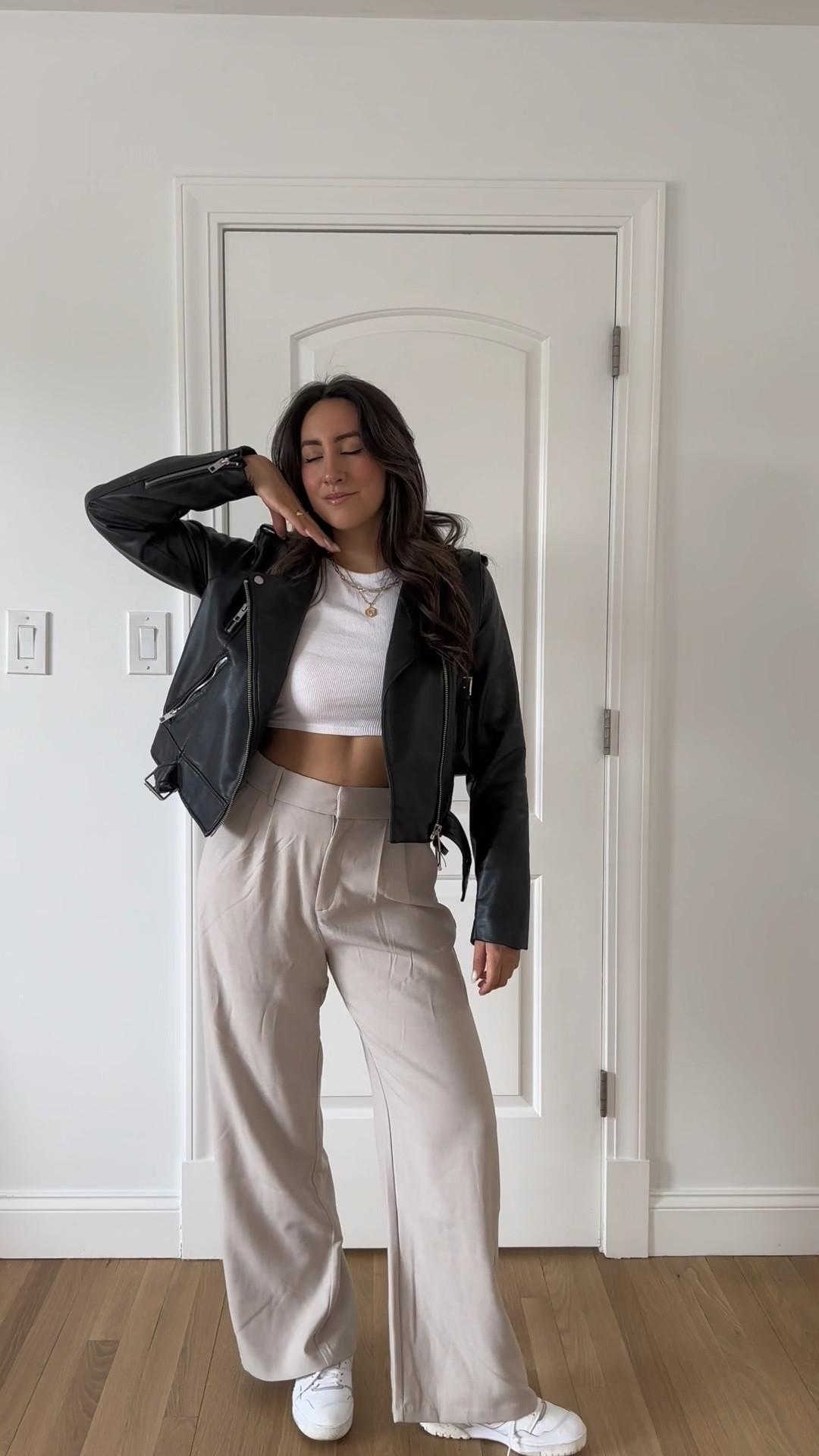 Casual chic outfit #casual #casualchic #springoutfit #comftylook #outfitinspo #outfits 