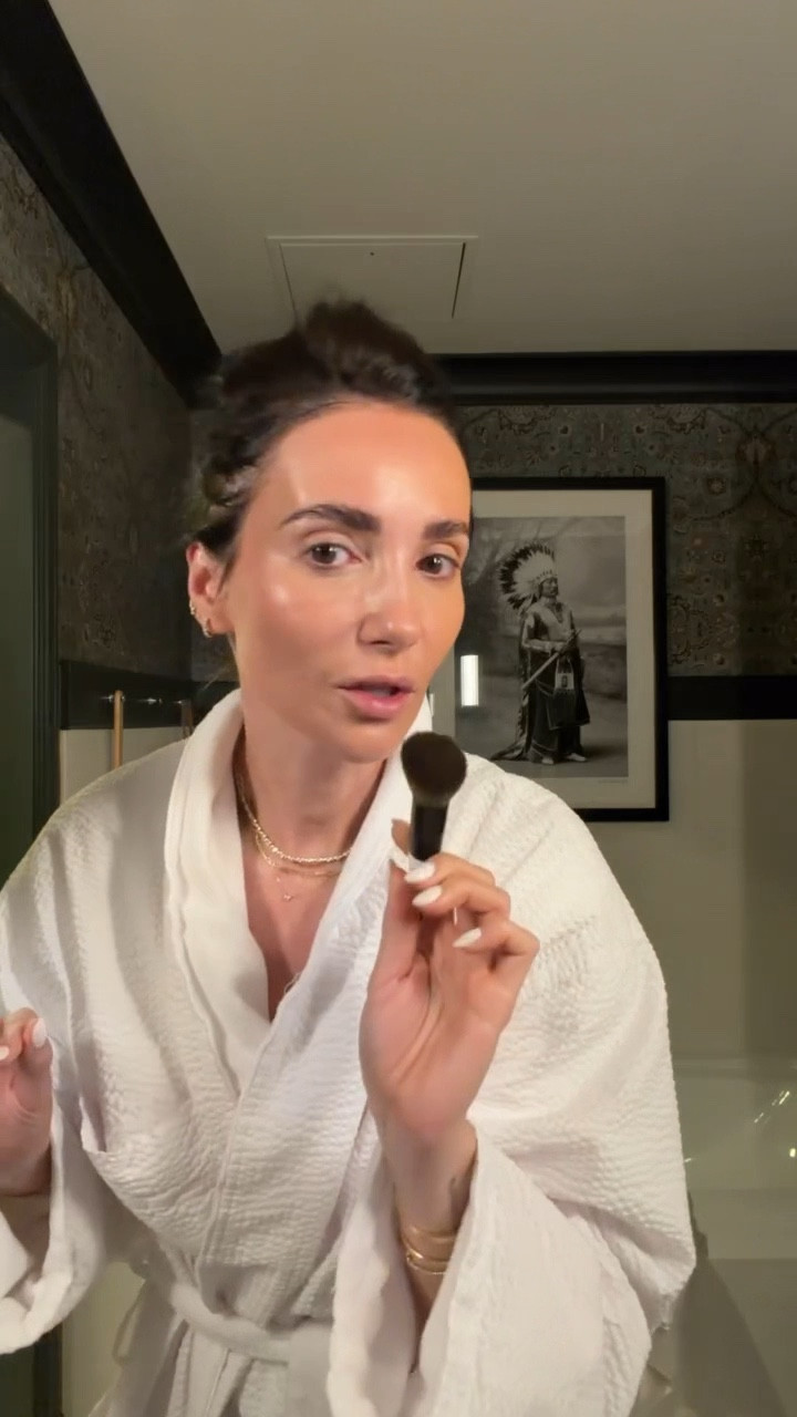 My makeup tutorial for mature skin, sephora sale, sephora must haves, makeup over 40, annabrstyle

#LTKBeauty #LTKOver40
