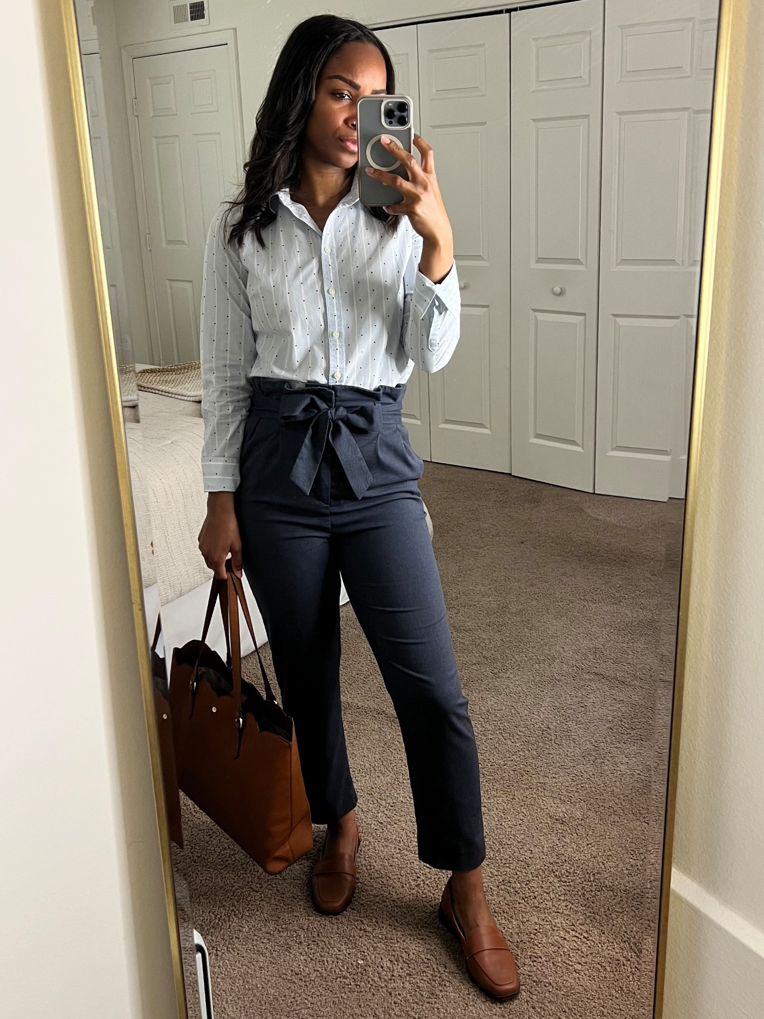 One of my fave colors to incorporate together - can never go wrong with  a blue & brown color palette! 

Plus - these loafers give me so much comfort & arch support! 

#LTKWorkwear #LTKFindsUnder50 #LTKStyleTip