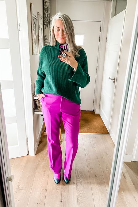 Ootd - Friday

A gorgeous heavy knit green turtleneck sweater. Contains wool but is not itchy at all. Paired with purple trousers (old Zara) and colorful western boots (DW\\RS).



#LTKstyletip #LTKmidsize #LTKover40