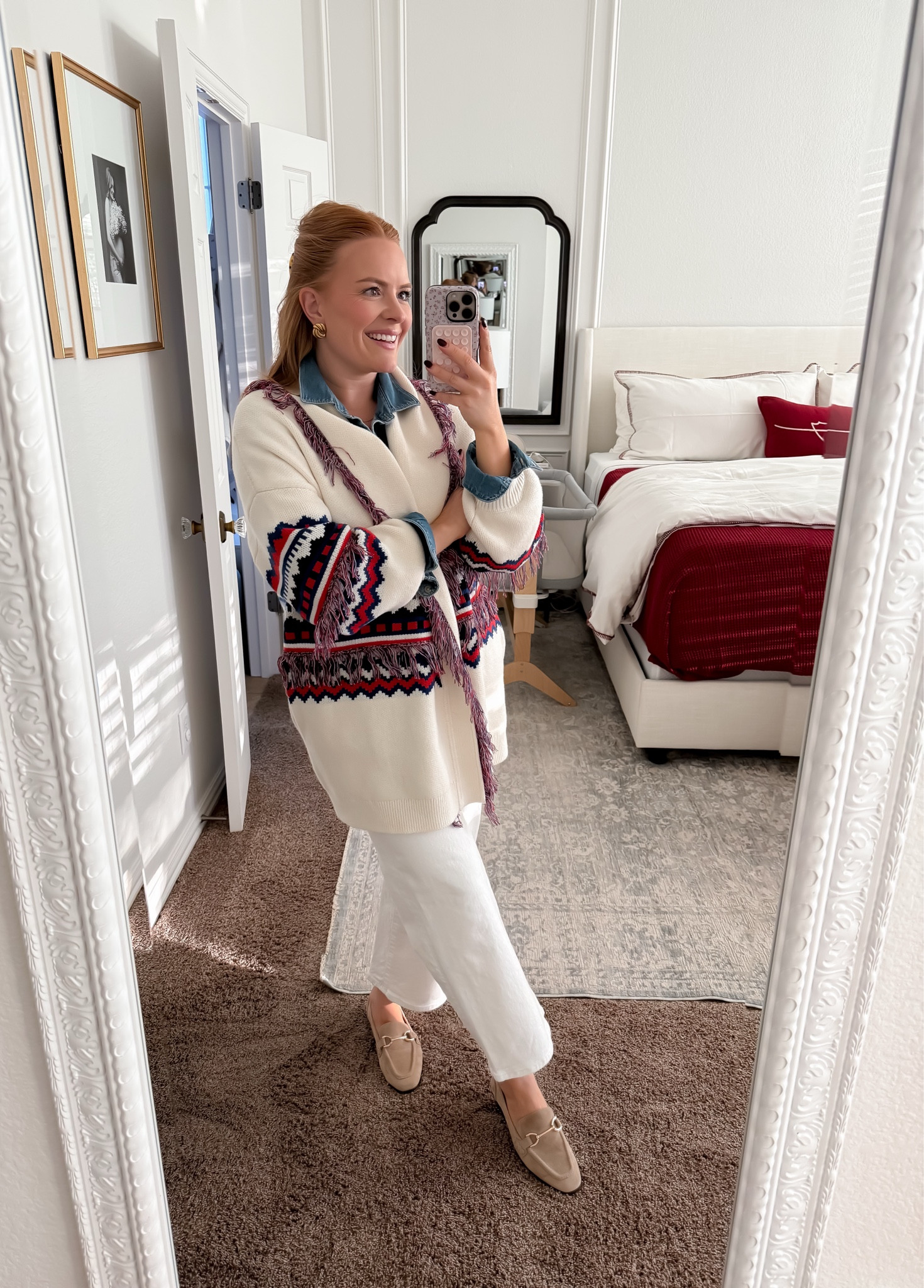 An easy way to elevate a simple mom outfit ✨
This look is all about adding interest with a patterned cardigan while keeping the rest of the outfit simple and comfortable. It’s cozy, flattering, and perfect for everyday mom life.

If you’re building a wearable, elevated wardrobe, this is a great go-to. Everything is linked on LTK.