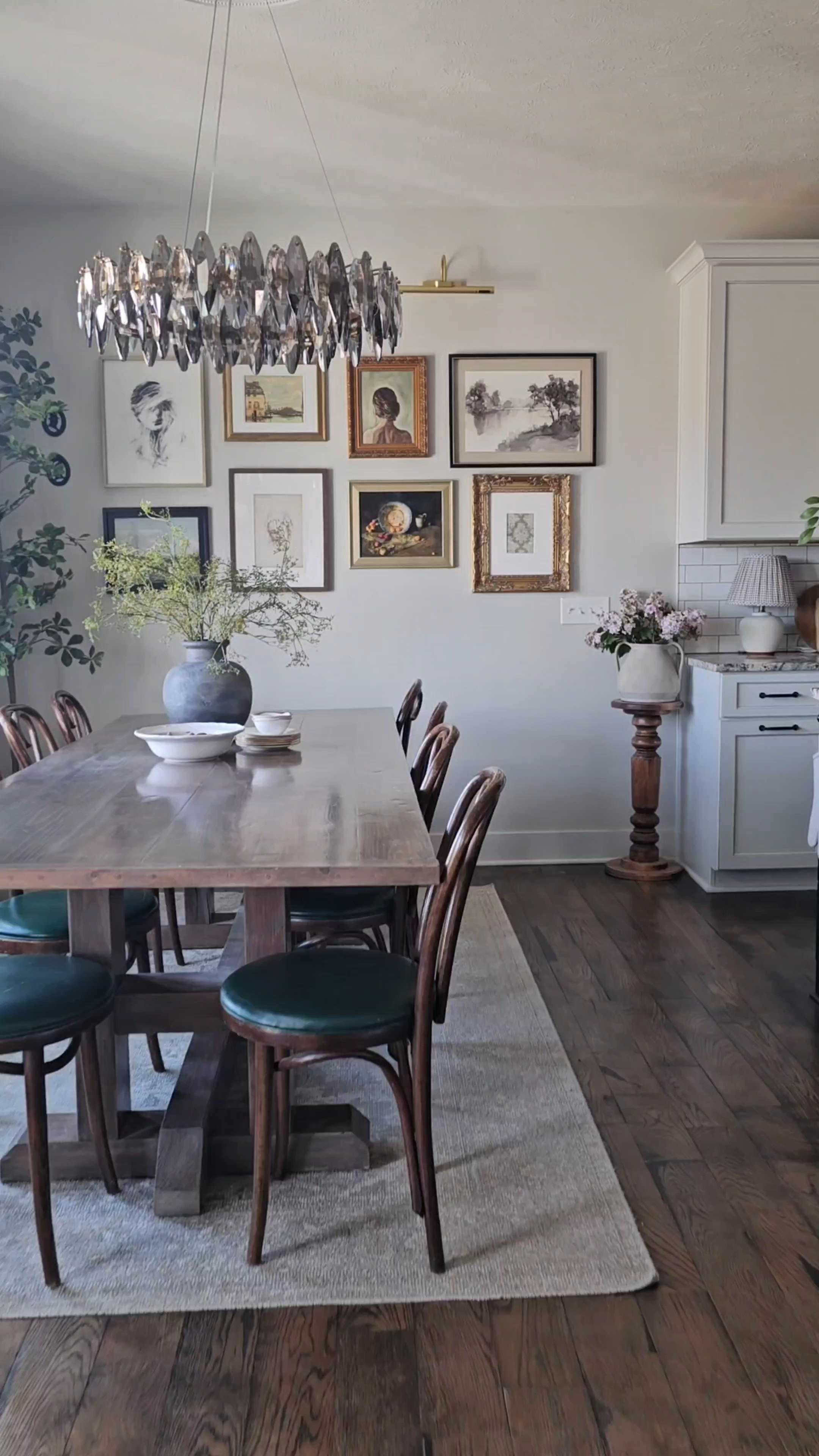 Different ways to display artwork 

#LTKHome #LTKSeasonal #LTKOver40