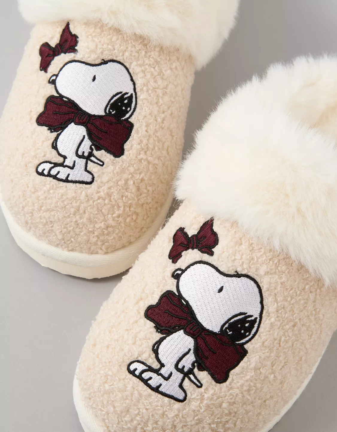 AE Snoopy Scuff Slipper | American Eagle Outfitters (US & CA)