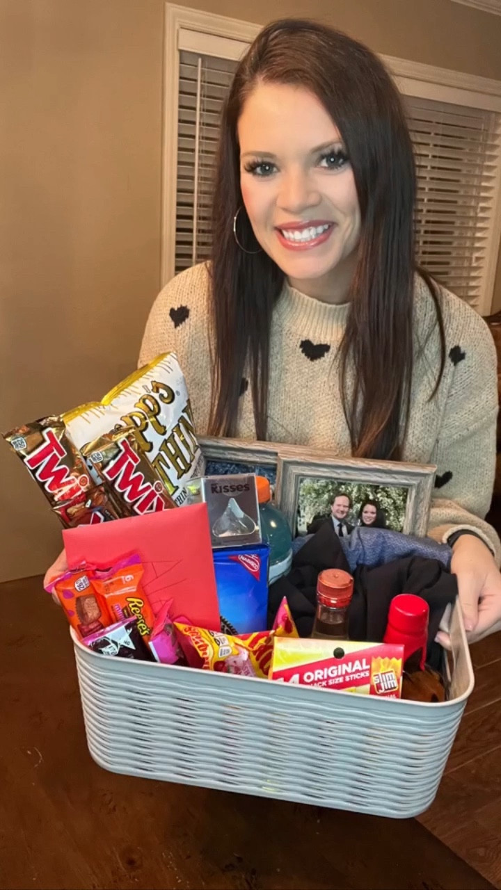 I love making gift baskets for any occasion! I hope you guys got some inspiration + ideas for valentines, birthdays, and graduations! In my opinion, baskets seem cuter and more put together, + they are super fun to make! Xoxo


#giftsfothim #giftbaskets #valentinesforhim #valentinegiftideas #valentine #boyfriendgifts #boyfriendgiftideas #valetinesgift #valentinegifts #valentineforlife 


#LTKSeasonal #LTKmens #LTKGiftGuide