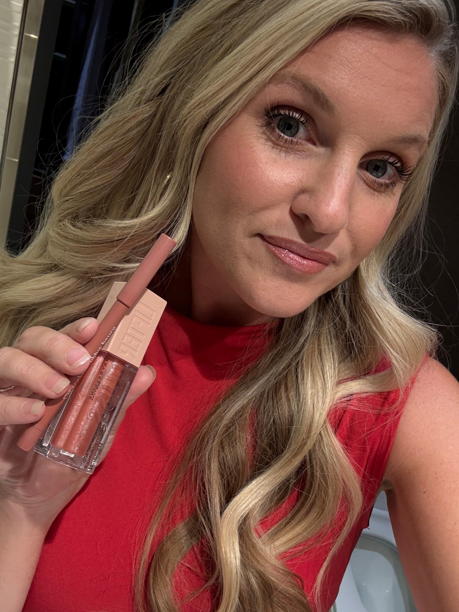 The perfect nude pink lip - Lip gloss maybelline lifter gloss shade 003 Moon and Colourpop lip liner shade Oh Snap