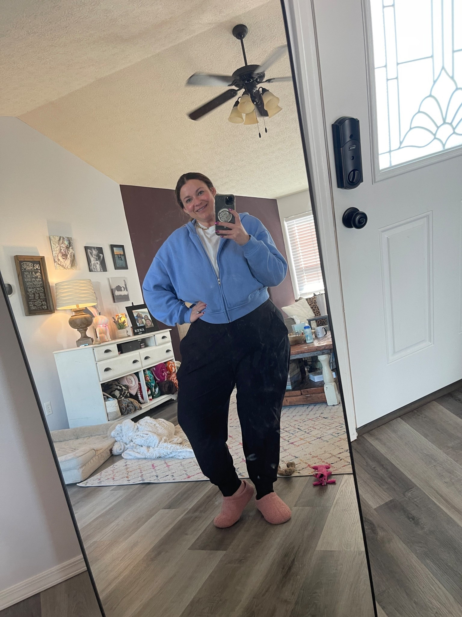 Casual Friday but still cute 🤍

Living in this easy combo lately — comfy joggers, a classic white tee, and a cropped zip-up hoodie for that effortless “I tried but not too hard” vibe. Perfect for school drop-offs, errands, and everything in between.

#LTKStyle #CasualOutfit #MomOOTD #ComfyStyle #EverydayOutfit #AthleisureLook #OOTDInspo

#LTKootd #LTKPlusSize #LTKmomlife