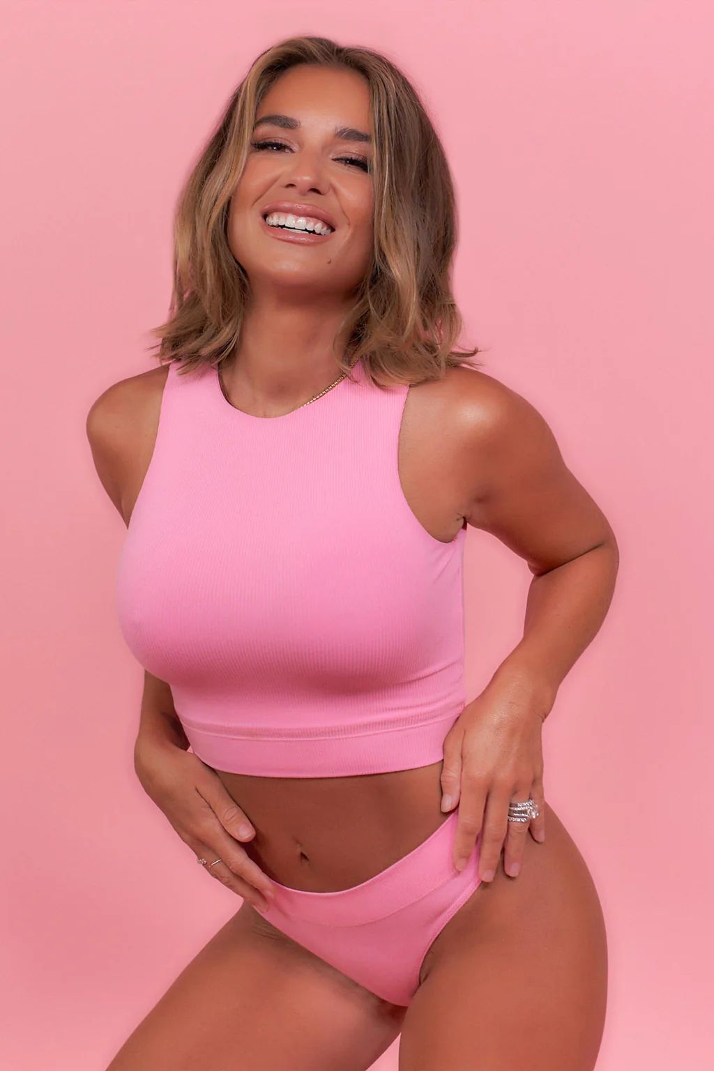 BUBBLE GUM PINK FULL COVERAGE TANK | Kittenish