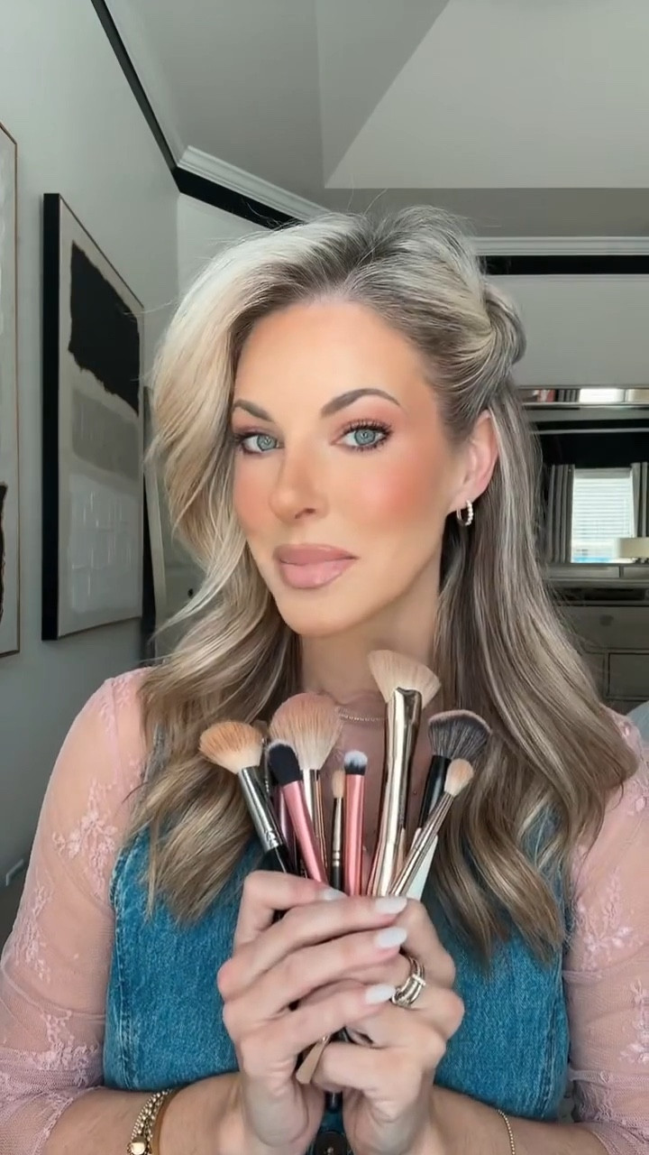 The brushes I use and how!  The gangs all here: 
@makeupbymario
@patrickta
@charlottetilbury
@realtechnique
@maccosmetics
@morphe

#LTKWatchNow #LTKStyleTip



#LTKOver40 #LTKBeauty #LTKU
