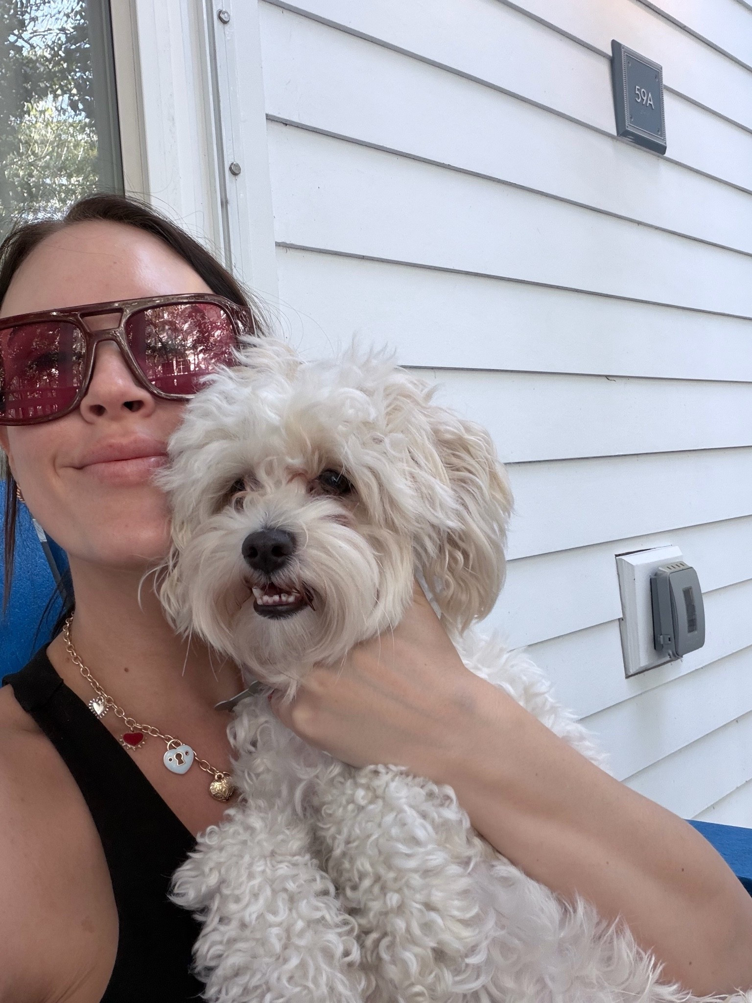 Red sunglasses!

#LTKgrwm #LTKootd