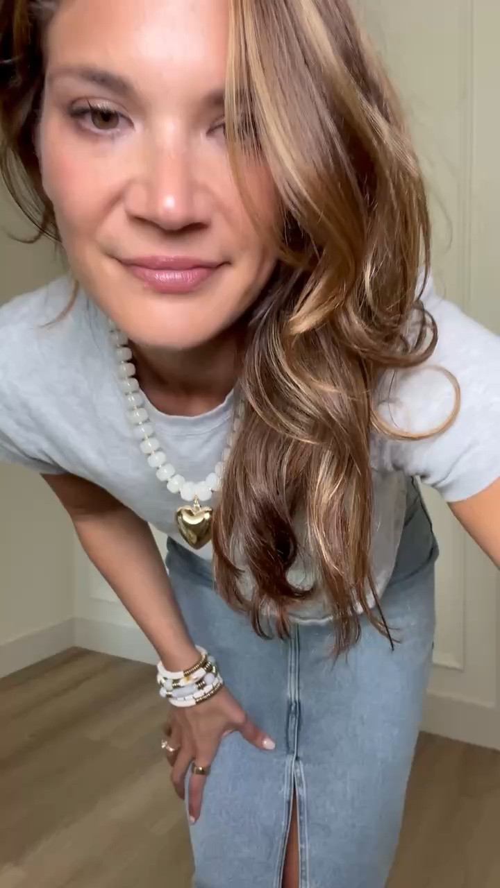 The perfect grey tee does exist. Soft, flattering, and easy to style with everything from denim skirts to shorts and joggers. This is one of those basics you’ll wear on repeat all year long.

Grey t shirt, Basic tee, Everyday essentials, Capsule wardrobe, Casual outfit, Summer basics, Denim skirt outfit, Amazon fashion, Neutral style, Everyday fashion, Wardrobe staple, Tall girl approved, StangandCo

#LTKootd #LTKTravel #LTKTall