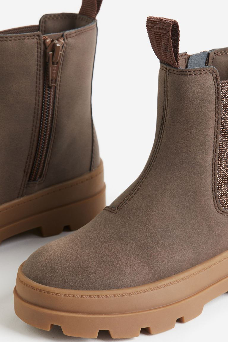 Chelsea Boots | H&M (US + CA)