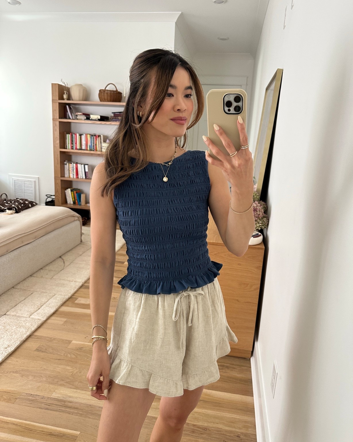 Sizing info: 
•Top size XS
•Shorts size XS in the color oatmeal

petite fashion, get dressed with me, outfit inspiration, ootd, nashville outfit, Nashville influencer, petite style, vacation style, casual outfits, mom style, petite shorts, spring outfits, spring outfit info, spring shorts, spring outfit idea, spring top, spring bag, spring shoes, spring tank,  

 @abercrombie 

#LTKootd #LTKSeasonal #LTKPetite