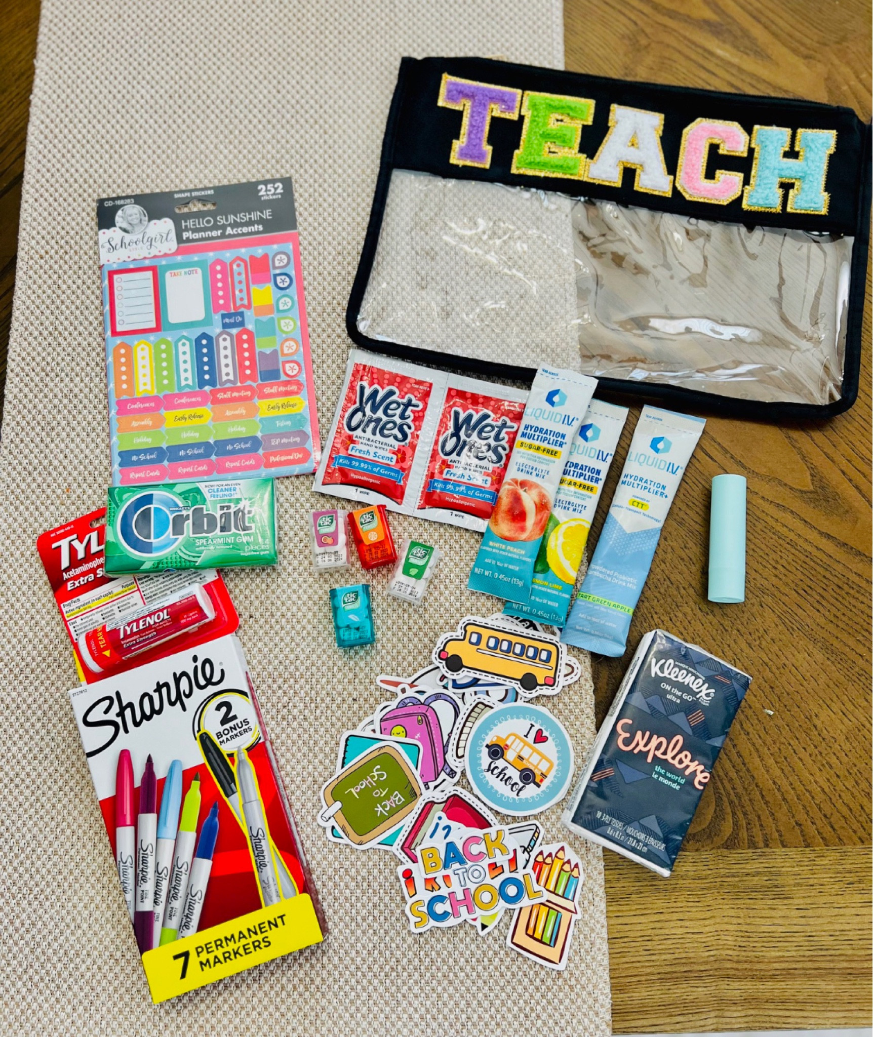 Back to school teacher survival kit would make such a nice gift 🎁

#amazon #backtoschool #teachergift

#LTKSeasonal #LTKFind #LTKBacktoSchool