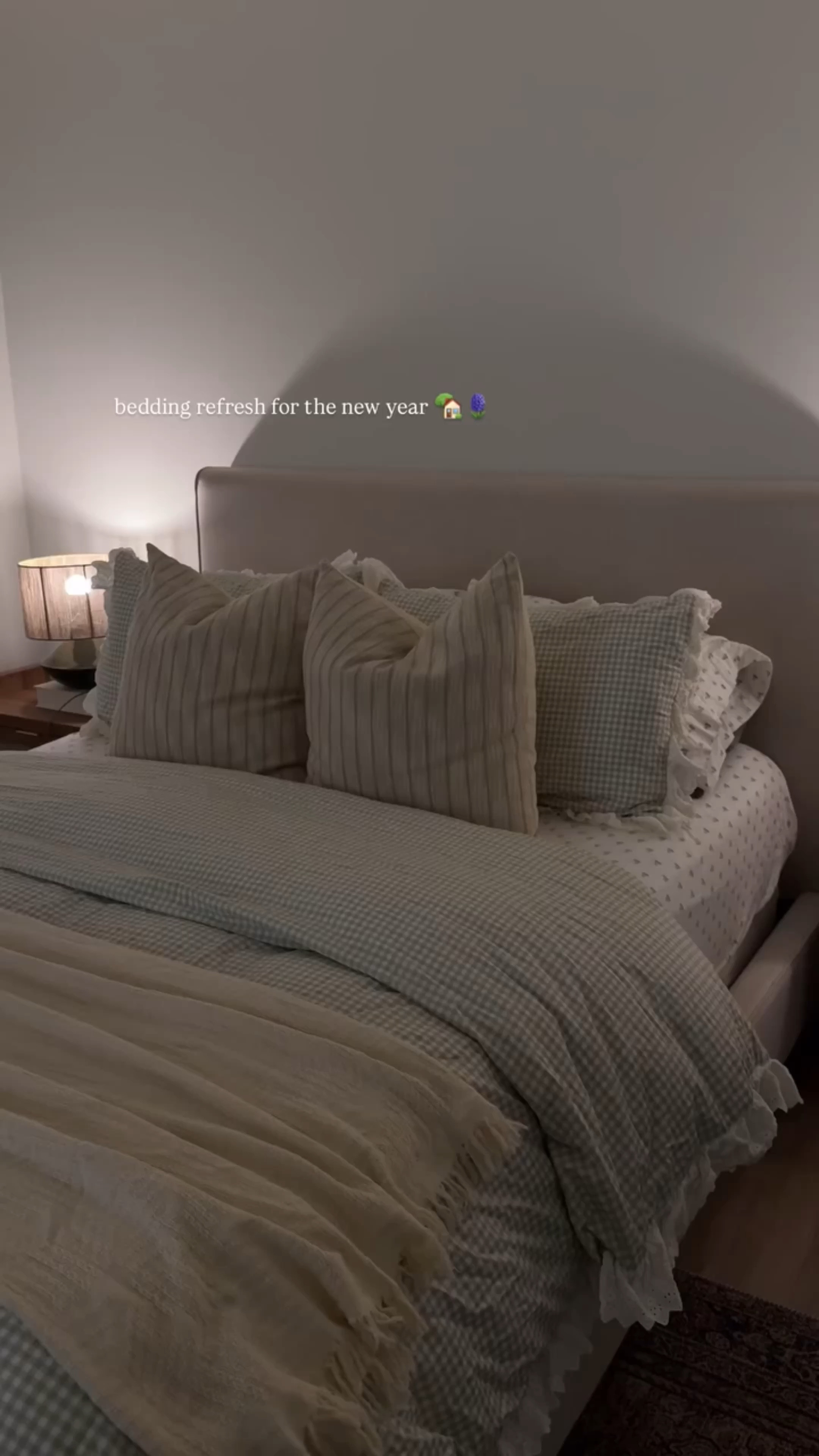 obsessed with my new sheets!!! So girly pop 🏡🪻🌱

#LTKFindsUnder100 #LTKHome #LTKSeasonal