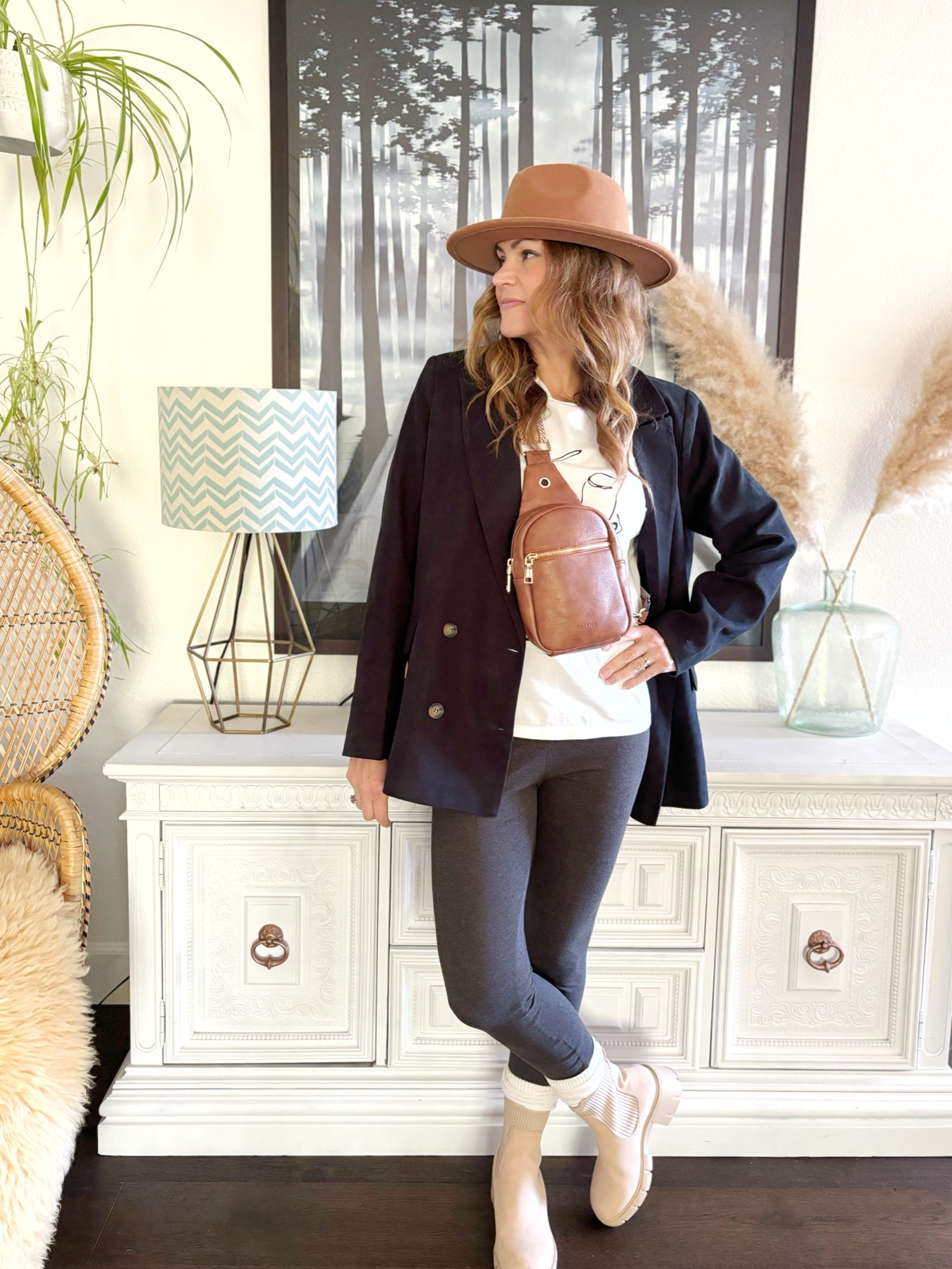 Easy look that goes from dropping off kids at school to meeting.  The crossbody bag makes it easier to keep my hands free.  

#LTKfindsunder50 #LTKstyletip #LTKitbag