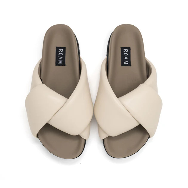 ROAM FOLDY PUFFY SANDALS CREAM VEGAN LEATHER | ROAM