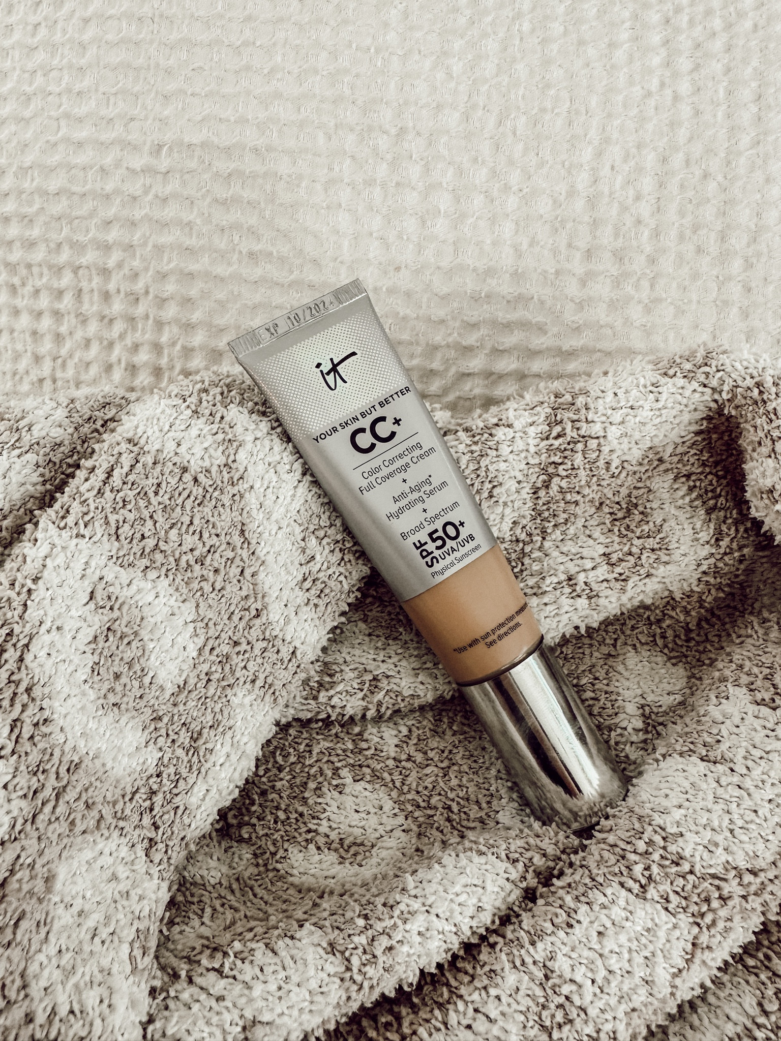 IT cosmetics is having their friends & family sale! I use their CC cream everyday for my foundation. I normally go back & forth between light-light medium. This one is the light. I'll link both for you guys! It's 25% off sitewide but if you sign up as a rewards member you get 30% sitewide. They're also doing 50% off some flash items as well! #itcosmetics #cccream #foundation #friendsandfamilysale #itcosmeticssale

#LTKfindsunder50 #LTKbeauty #LTKsalealert