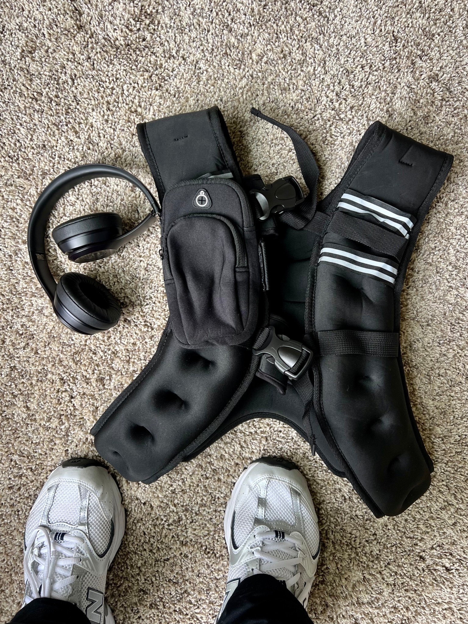 Walking essentials & favs

#LTKShoeCrush #LTKFindsUnder100 #LTKActive