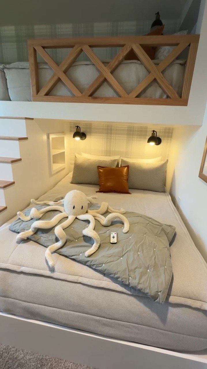 My secret to keeping the kids rooms cleans and beds made are our Beddys comforter sets! Y’all these comforters literally ZIP TOGETHER! Yes, you heard me. Meaning that all they have to do to make their beds is zip it up- so quick, so easy! 