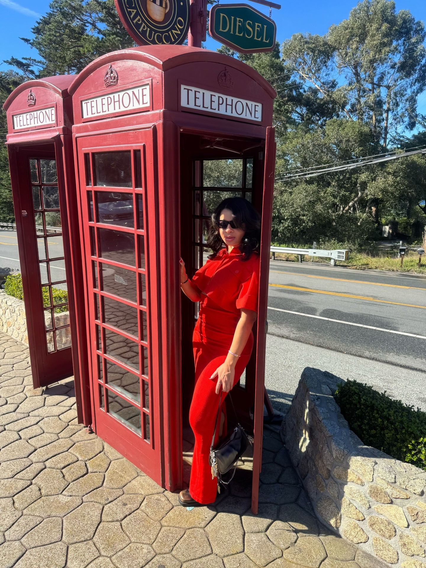Call it confidence ☎️❤️
Wearing @shop.iccon and stepping out bold, timeless, and unapologetic.
Shoes & bag are linked in my LTK — because the details always matter.
Hair by @mai_luvs ✨

#LTKstorytime #LTKOver40 #LTKSaleAlert