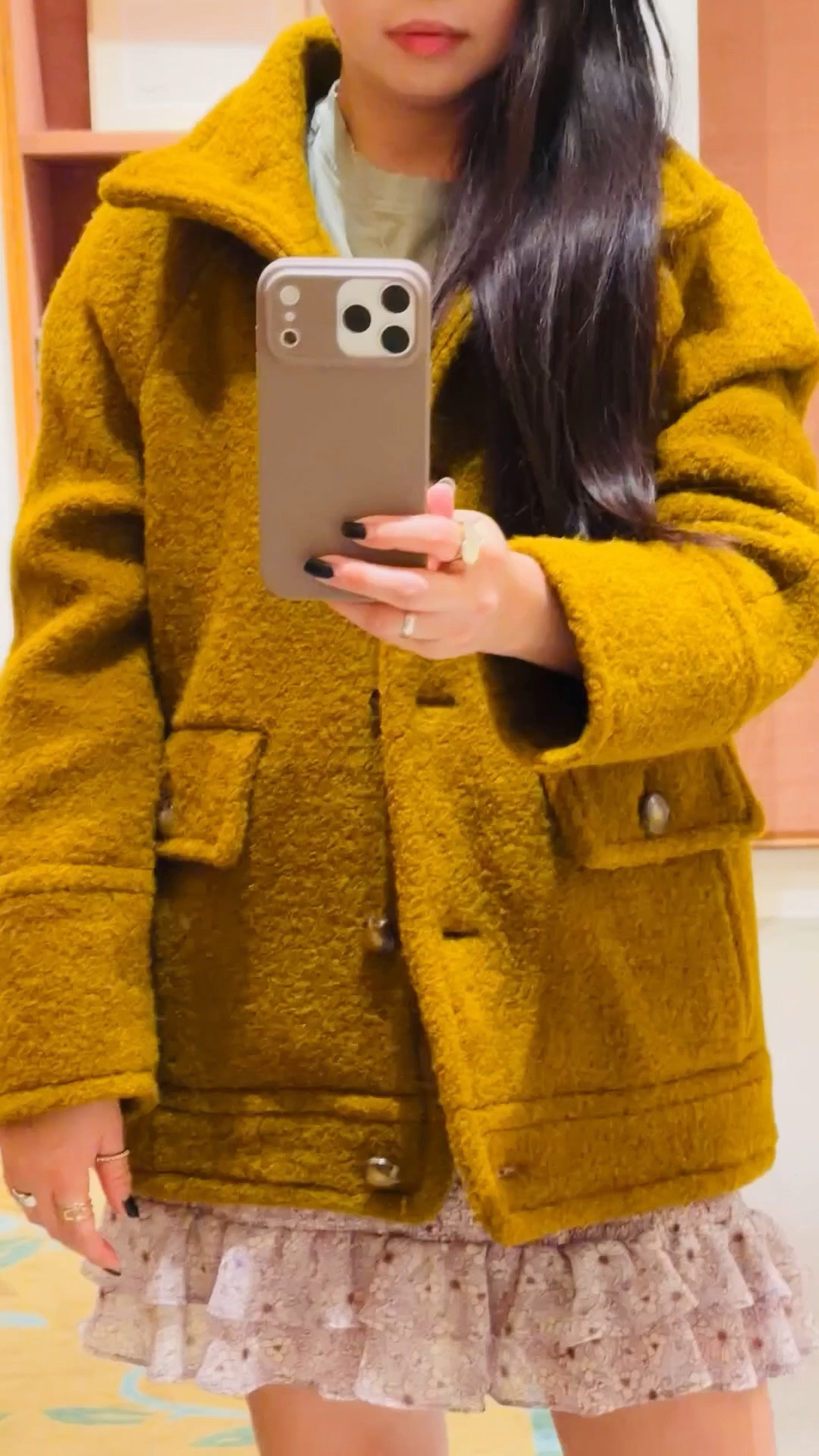 This is probably the most fun coat for the season!😍 Super warm and stylish perfect for travel and walking the streets of paris! Wearing a size 36 or a small. Definitely a splurge, linked a similar dupe that’s equally cute🤗💛💛





#ltkstyletip #fallfashion #coat #fallcoats #fallstyle #woolcoat #yellowcoat #yellow #wintercoat #trenchcoat #sezane #sezaneparis #amazon #falllooks #doublebreastecoat

#LTKTravel #LTKHoliday #LTKGiftGuide