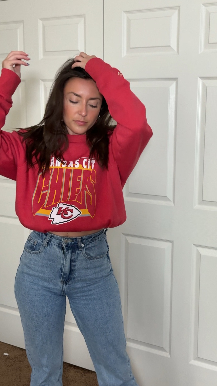 Game Day Outfits are back! ❤️🏈

Kansas City Chiefs sweatshirt linked 

#LTKStyleTip #LTKSeasonal #LTKFindsUnder100