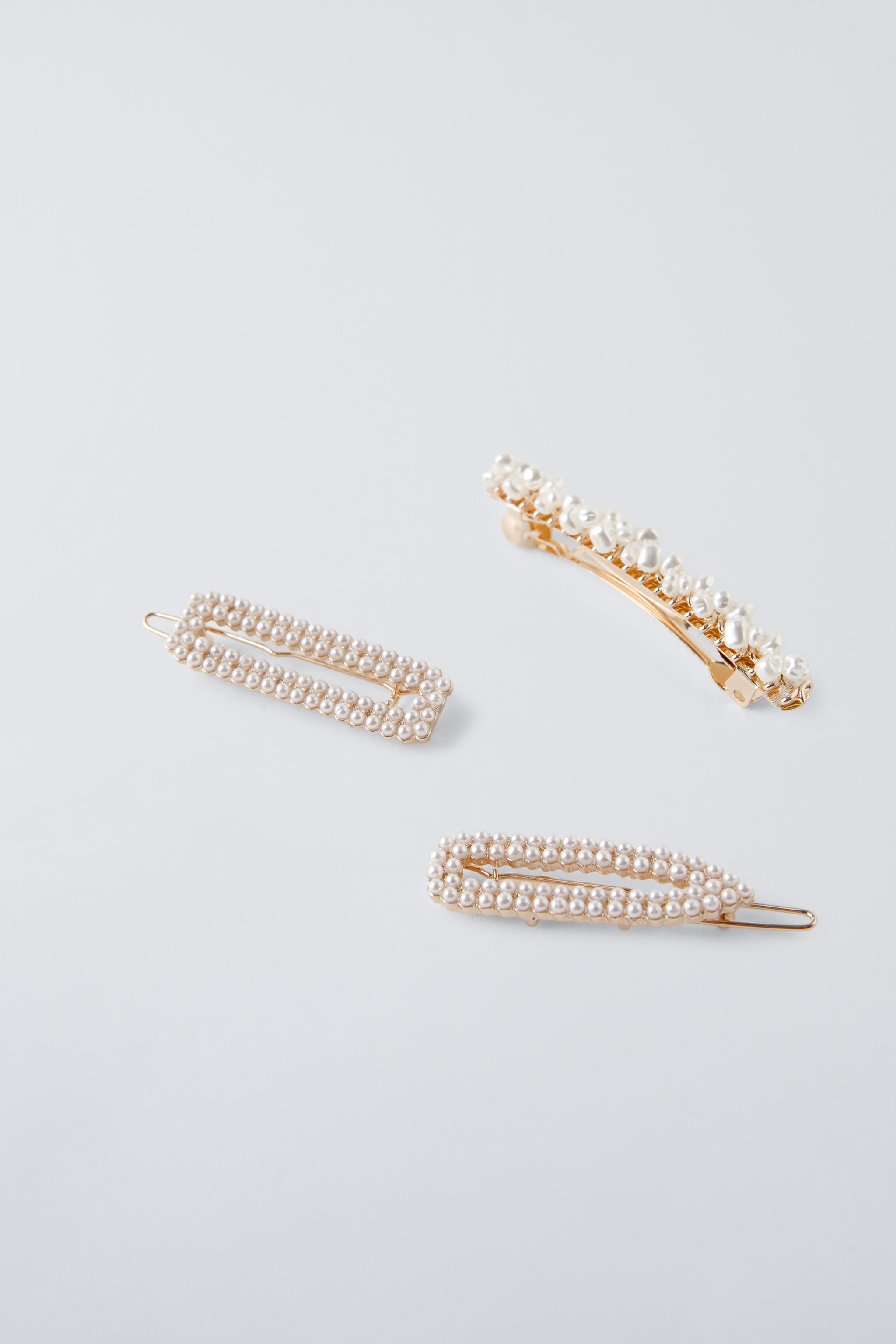 THREE-PACK OF PEARL CLIPS | Zara US