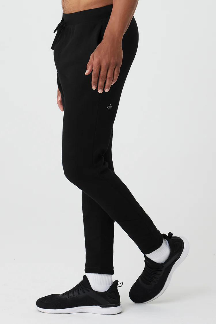 The Triumph Sweatpant | Alo Yoga (US)
