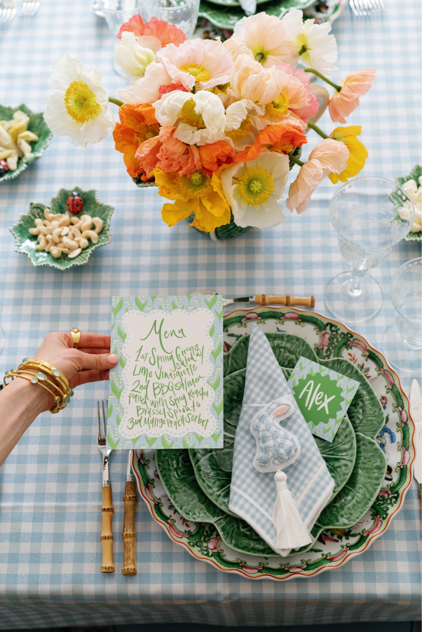 Blue and white and cabbage Easter table 🥬🐇🩵

#LTKfindsunder100 #LTKhome #LTKparties