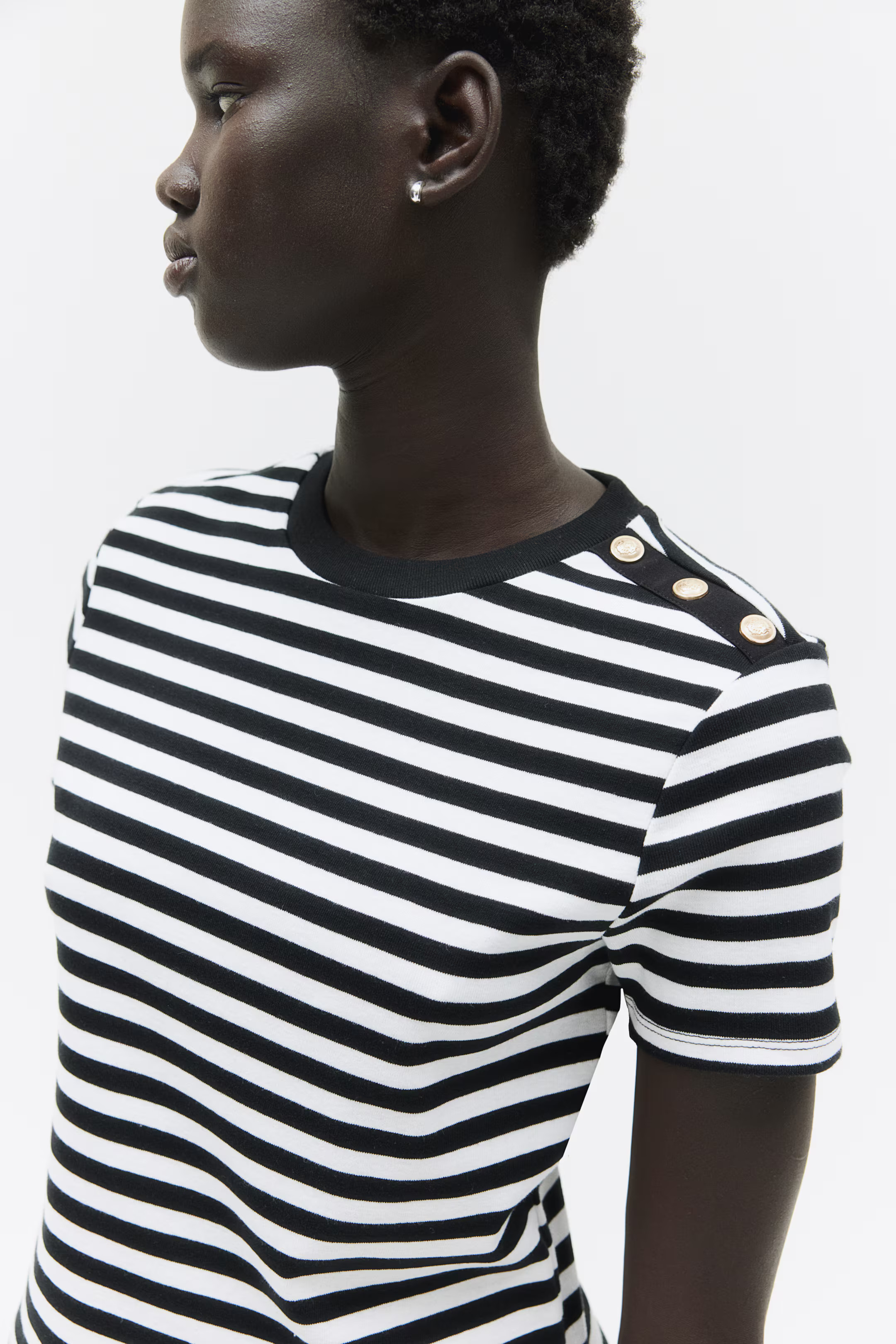 Button-detail T-shirt | H&M (UK, MY, IN, SG, PH, TW, HK)