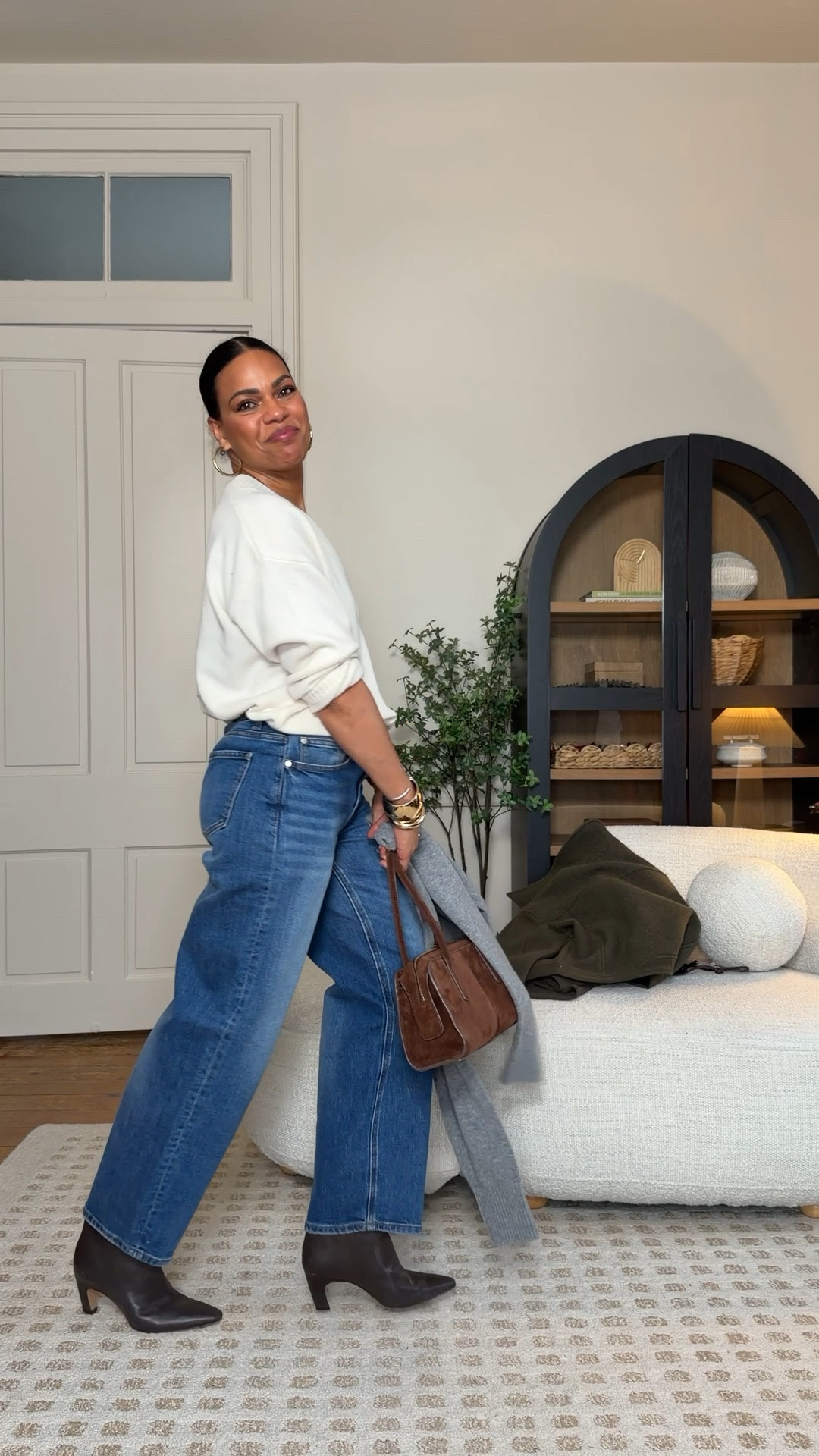 Outfit of the Day, everything is from @onequince  #QuincePartner! They focus on natural fibers like cotton, wool, cashmere, silk, leather goods all at an affordable price. I love this cashmere wrap, it’s perfect for travel as a blanket and is a beautiful accessory to complete any outfit. I’m 5’4 wearing the regular length jeans. I really love all my staples from Quince. 

#LTKootd #LTKgrwm #LTKSeasonal