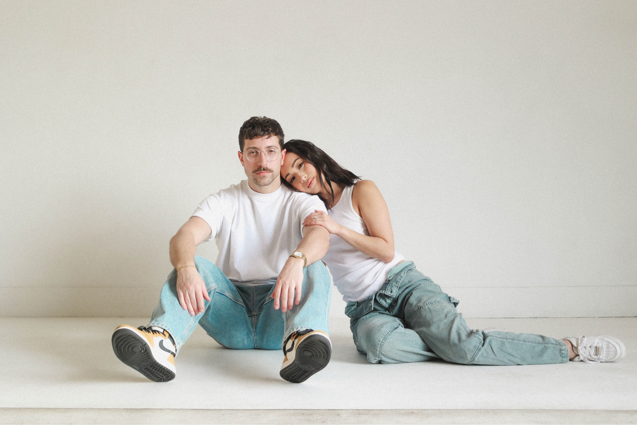 Chill simple and chic engagement photoshoot look ✨ 

#LTKfindsunder50 #LTKfindsunder100 #LTKstyletip