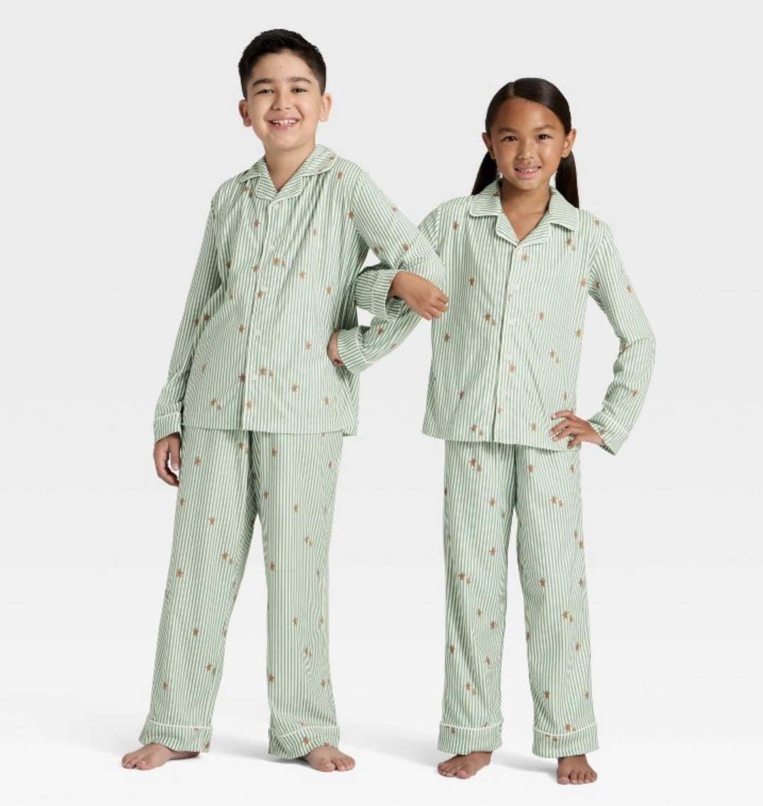 Matching Holiday PJS

Gingerbread striped long sleeve Jammie’s 40% off at Target 🎄

#targetmatchingpjs 

#LTKGiftGuide #LTKSeasonal #LTKHoliday