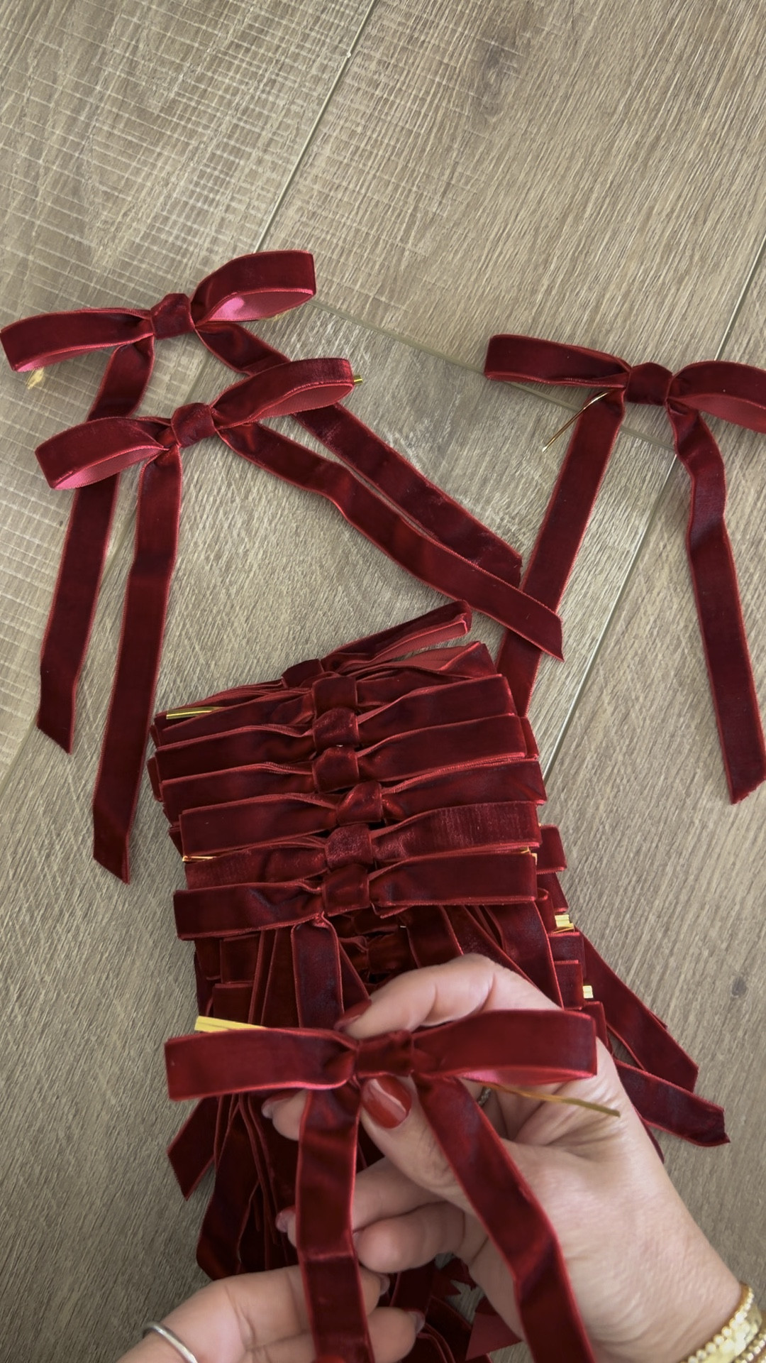 Red wine velvet bows, Christmas tree velvet bows, holiday decorrations

#LTKHoliday #LTKHome #LTKSeasonal