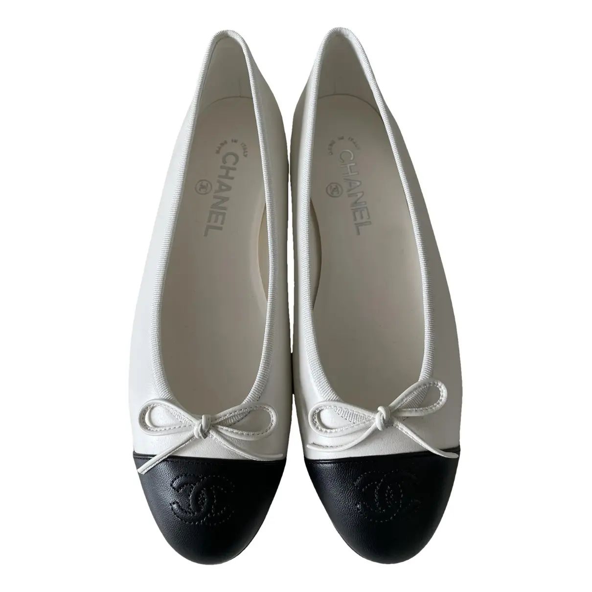 Bailarinas Chanel Blanco talla 38.5 EU de en Cuero - 43025656 | Vestiaire Collective (Global)
