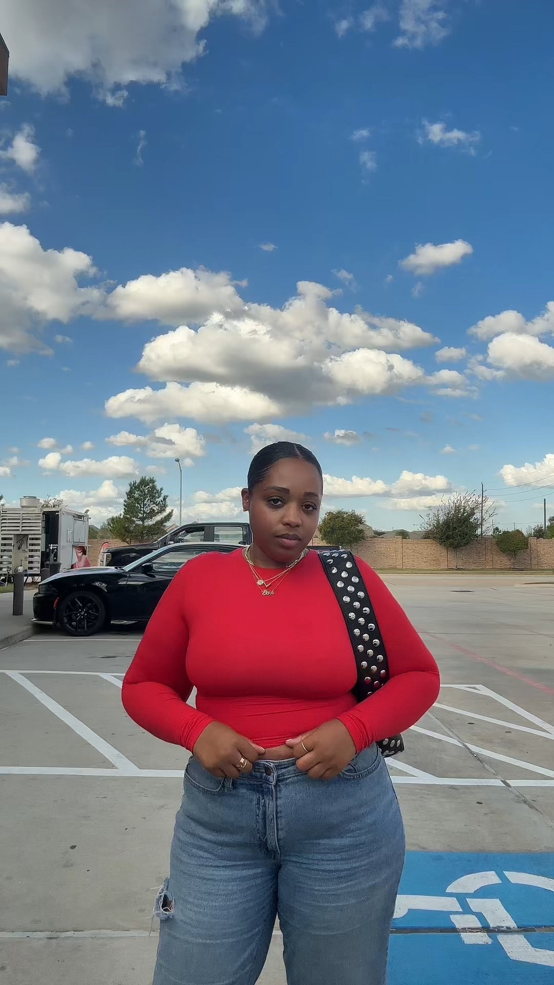 Top- medium 
Jeans - 8 
Sneakers -  size down 1 

Fall outfit 
Long sleeve top 
Skims 
Jeans 
Adidas 
#LTKStyleTip 

Follow my LTK @the_lynnai on the @shop.LTK app to view this post and get my exclusive app-only content!

#liketkit #LTKSaleAlert #LTKootd
@shop.ltk
https://liketk.it/5xRlS