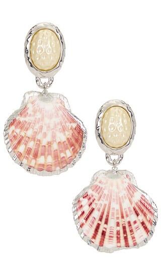 Favorite Navagio Earrings in Silver

              
    
        
        
            Favorite B... | Revolve Clothing (Global)