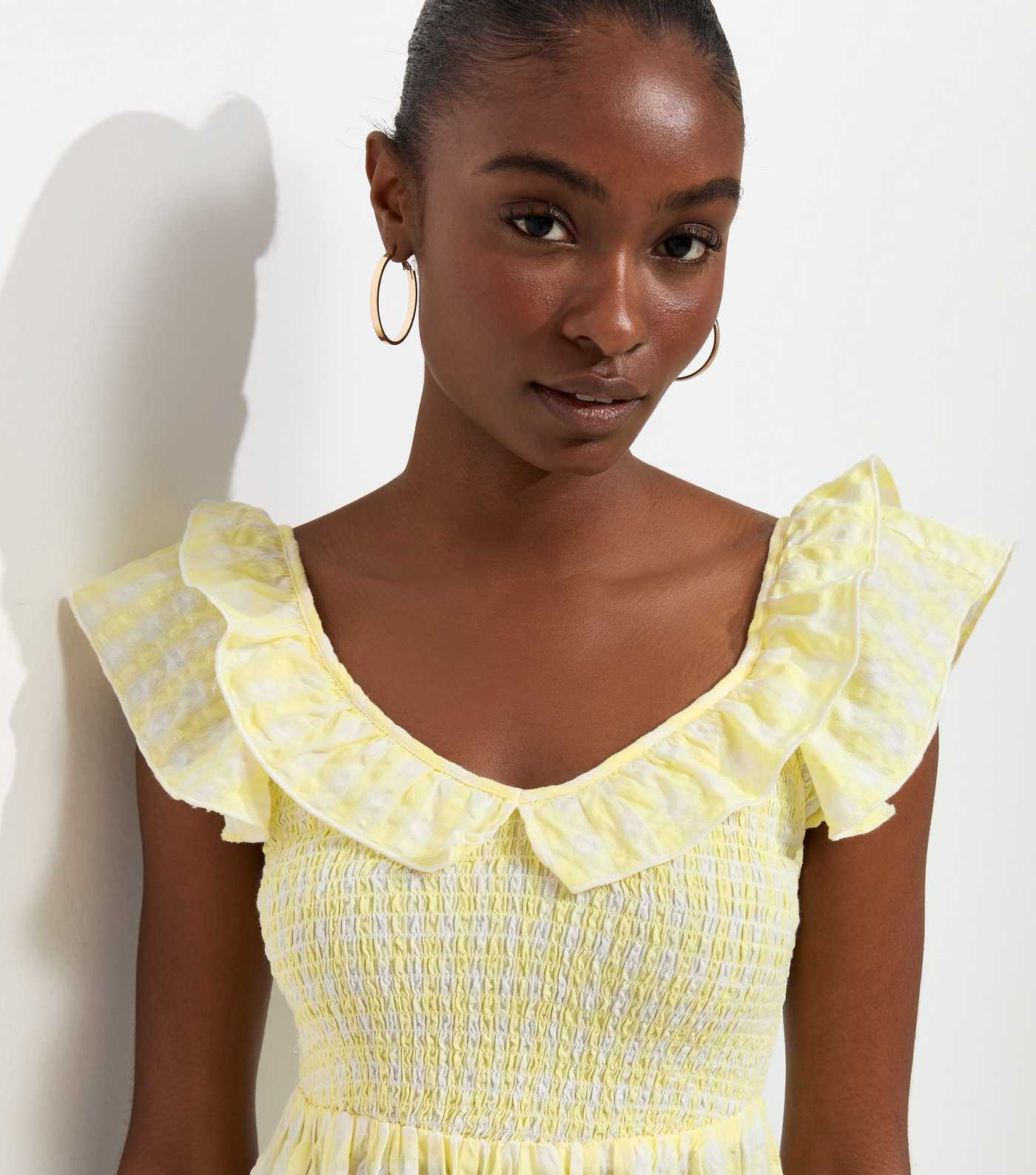 Yellow Cotton Gingham Ruffled Neck Midi Dress | New Look | New Look (UK)