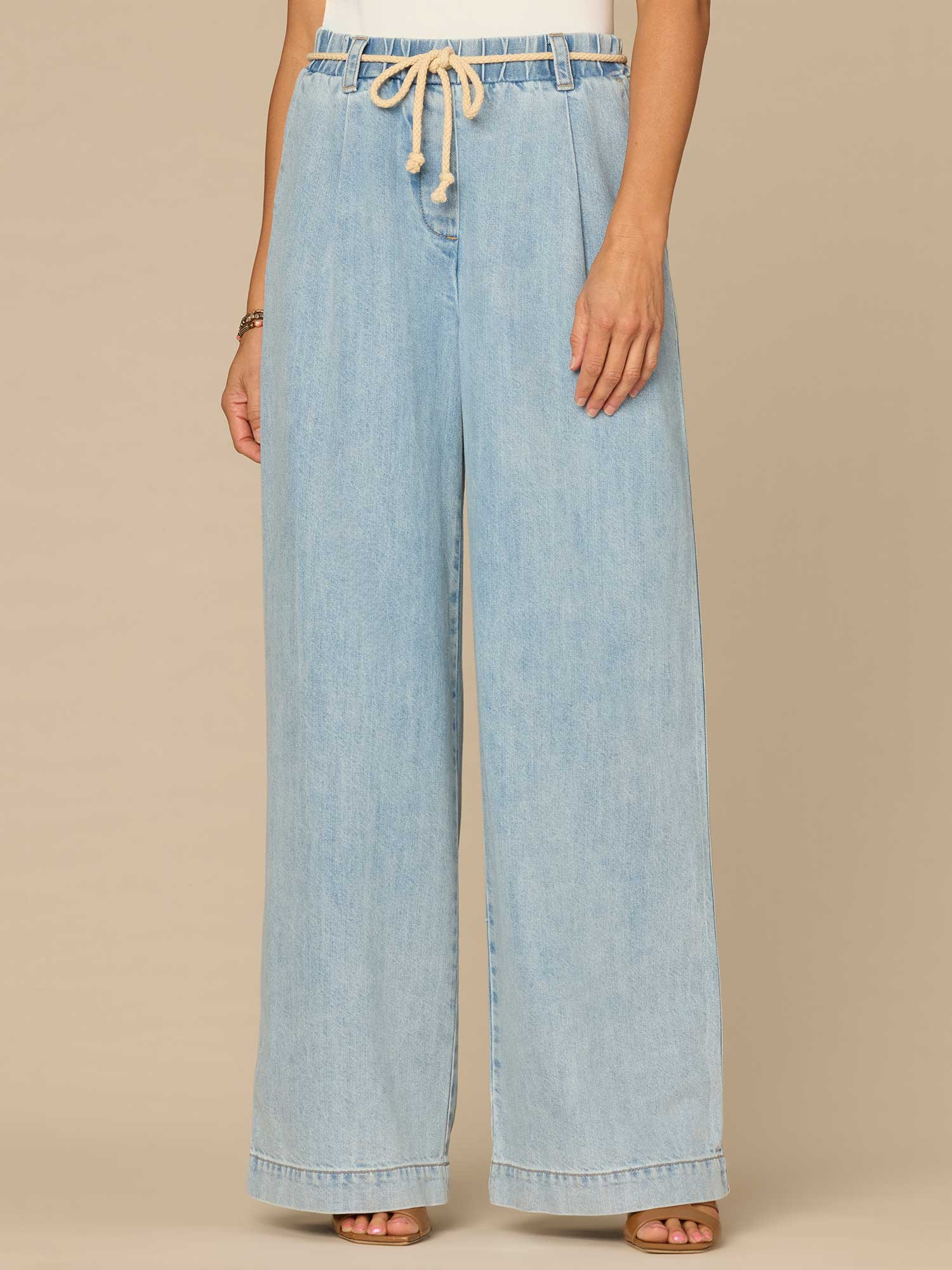 "Ab"leisure Skyrise Pleated Spade Pocket Wide Leg Jeans with Rope Belt | Democracy Clothing