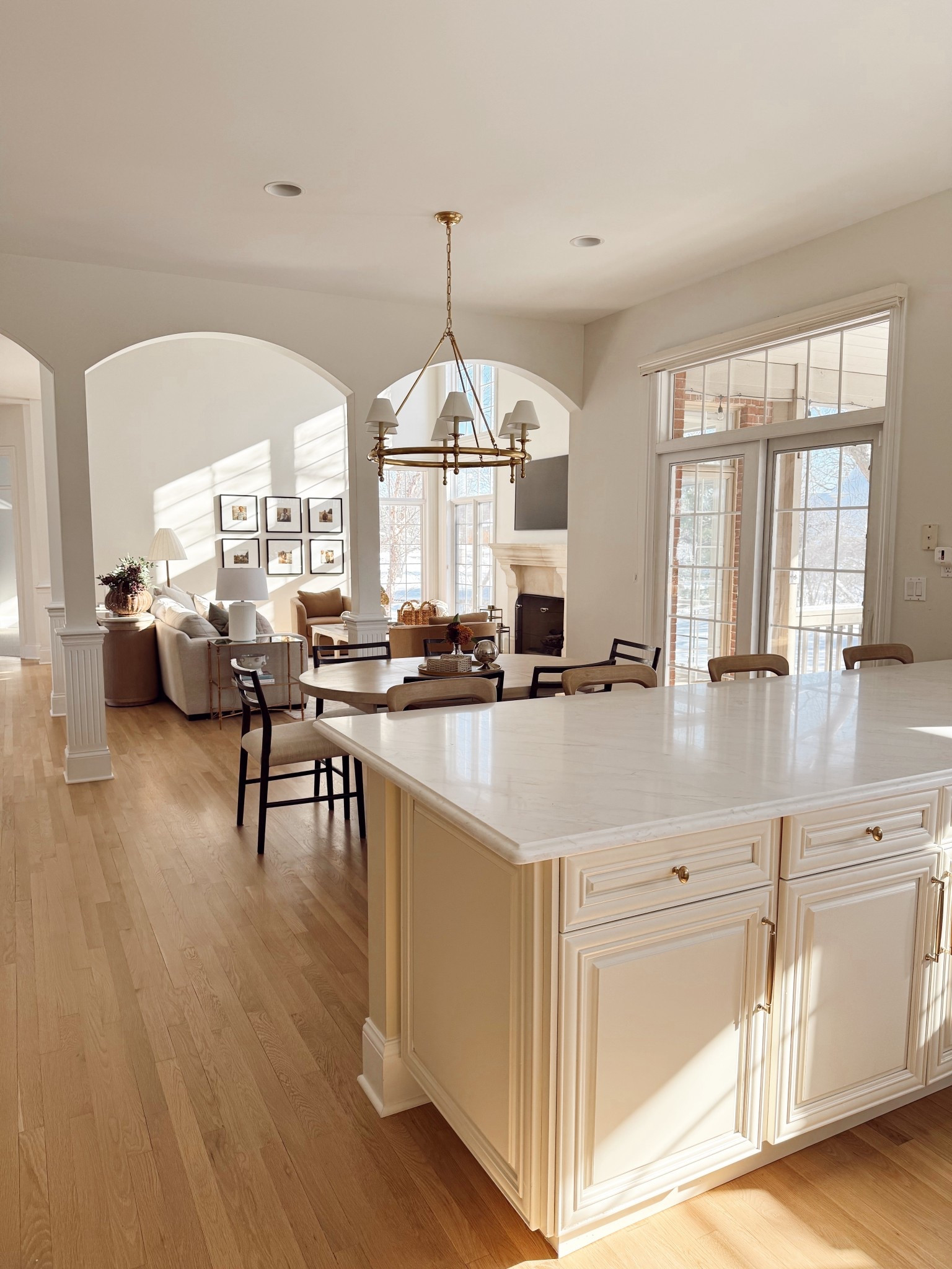 Kitchen view to living room

Home, interiors 

#LTKHome #LTKFindsUnder100 #LTKFindsUnder50