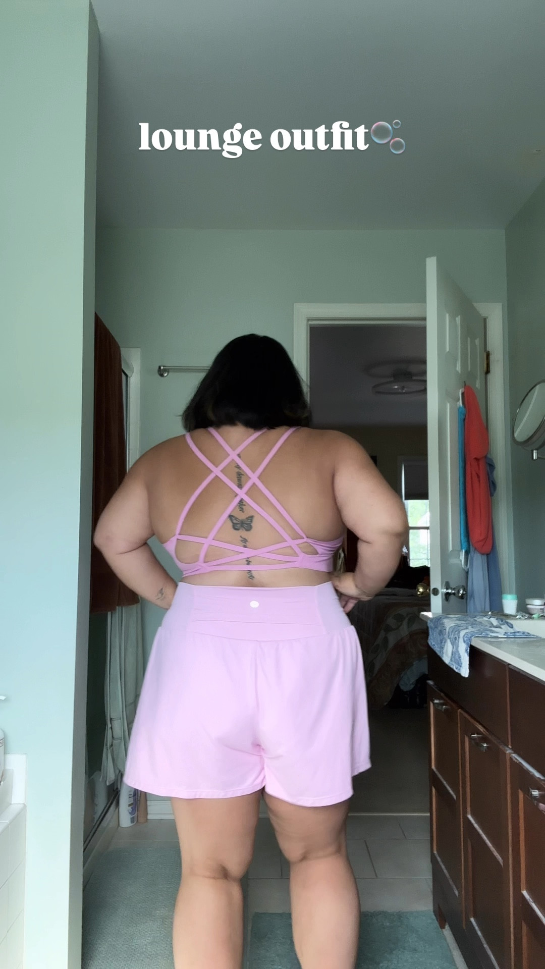 top - aerie 
shorts - halara

#LTKActive #LTKMidsize #LTKPlusSize