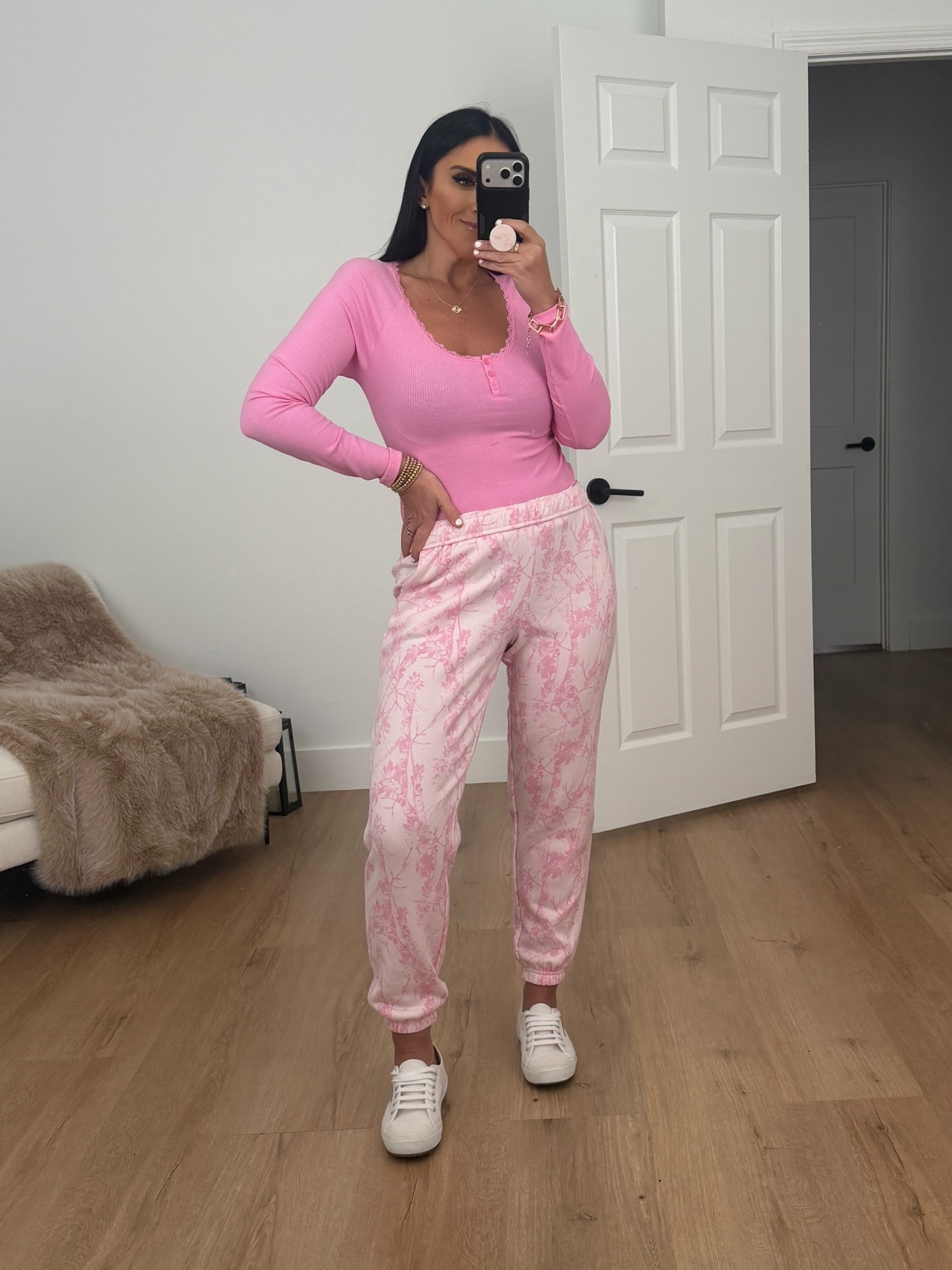 No Boundaries Long Sleeve Henley Top with Lace Trim wearing size medium. No Boundaries Printed Fleece Joggers wearing size small. 